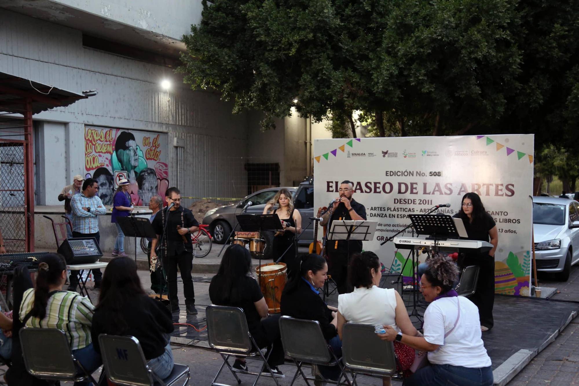 $!Alumnos de la Escuela Superior de Música del Instituto Sinaloense de Cultura participaron en el programa.