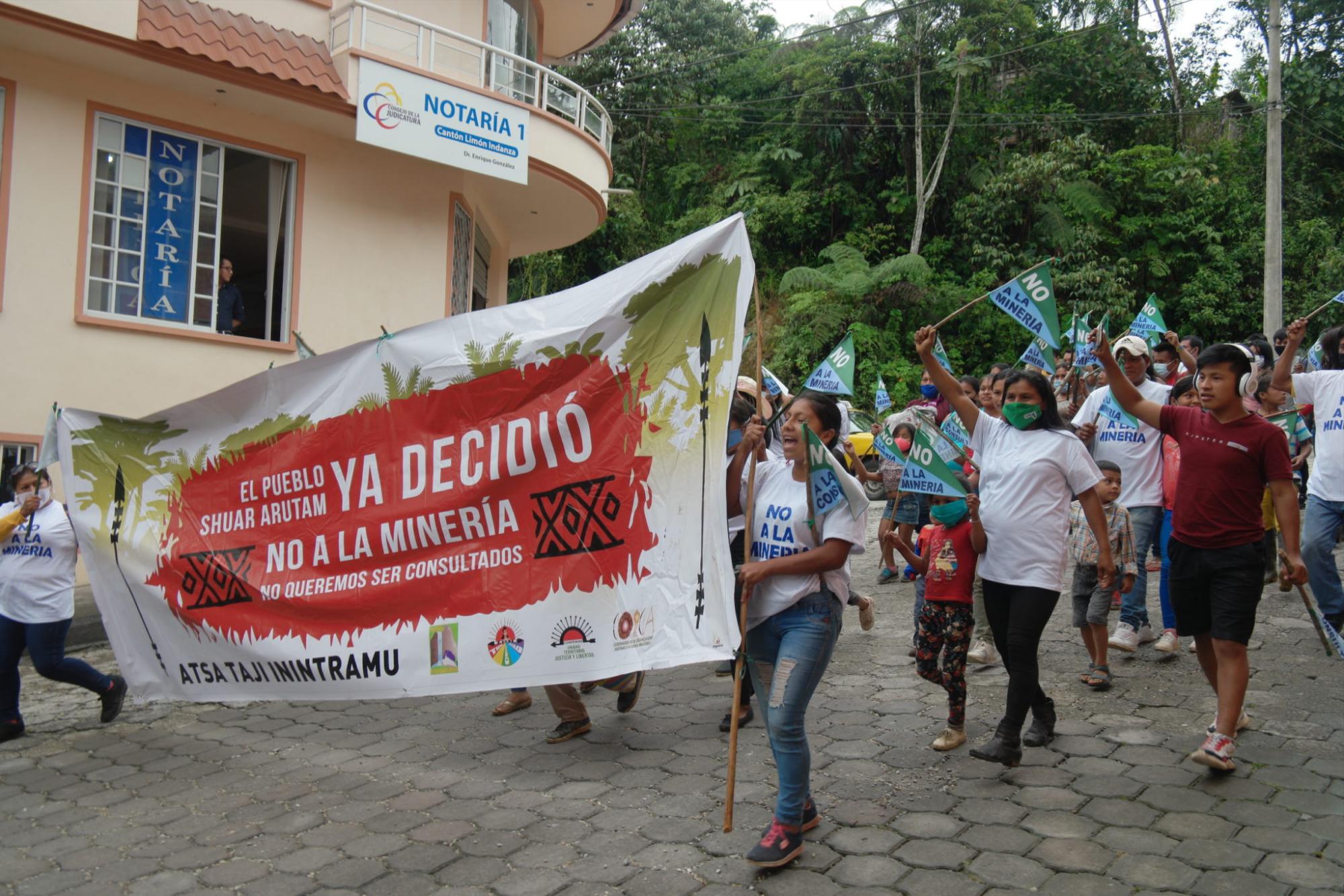 $!La minería y la tala ilegal son solo algunas de las actividades que están perturbando los territorios de las comunidades indígenas.