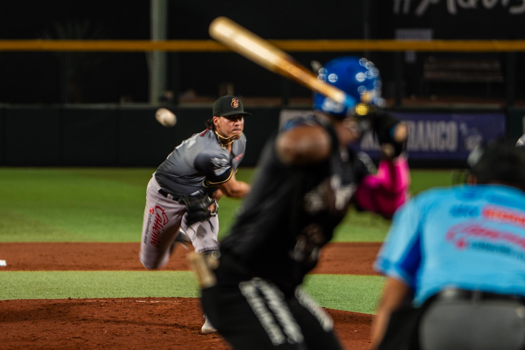 $!Ofensiva de 12 hits y gran labor de Castañeda aseguran el primero para Tomateros