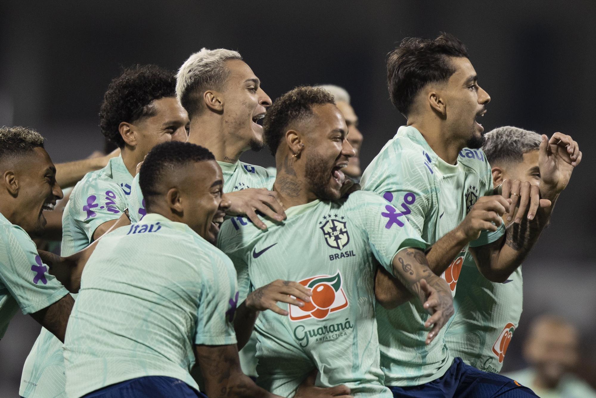 $!Brasileños y serbios reeditan este jueves el duelo que protagonizaron hace cuatro años