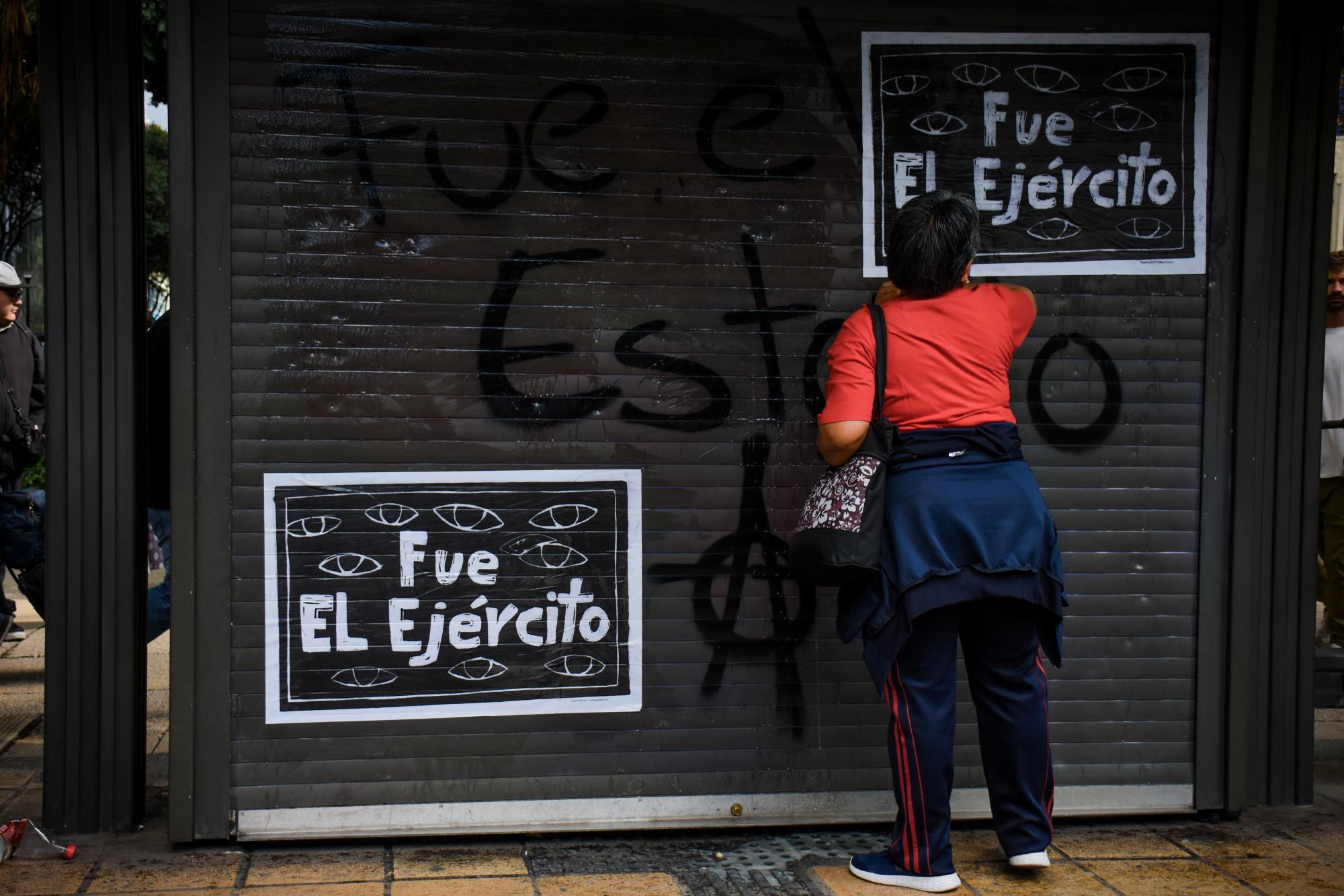 $!Las alusiones a la intervención de los militares en la llamada noche de Iguala fueron constantes en la marcha de 2022. Un documento prueba que la Sedena tiene información que se niega a compartir.