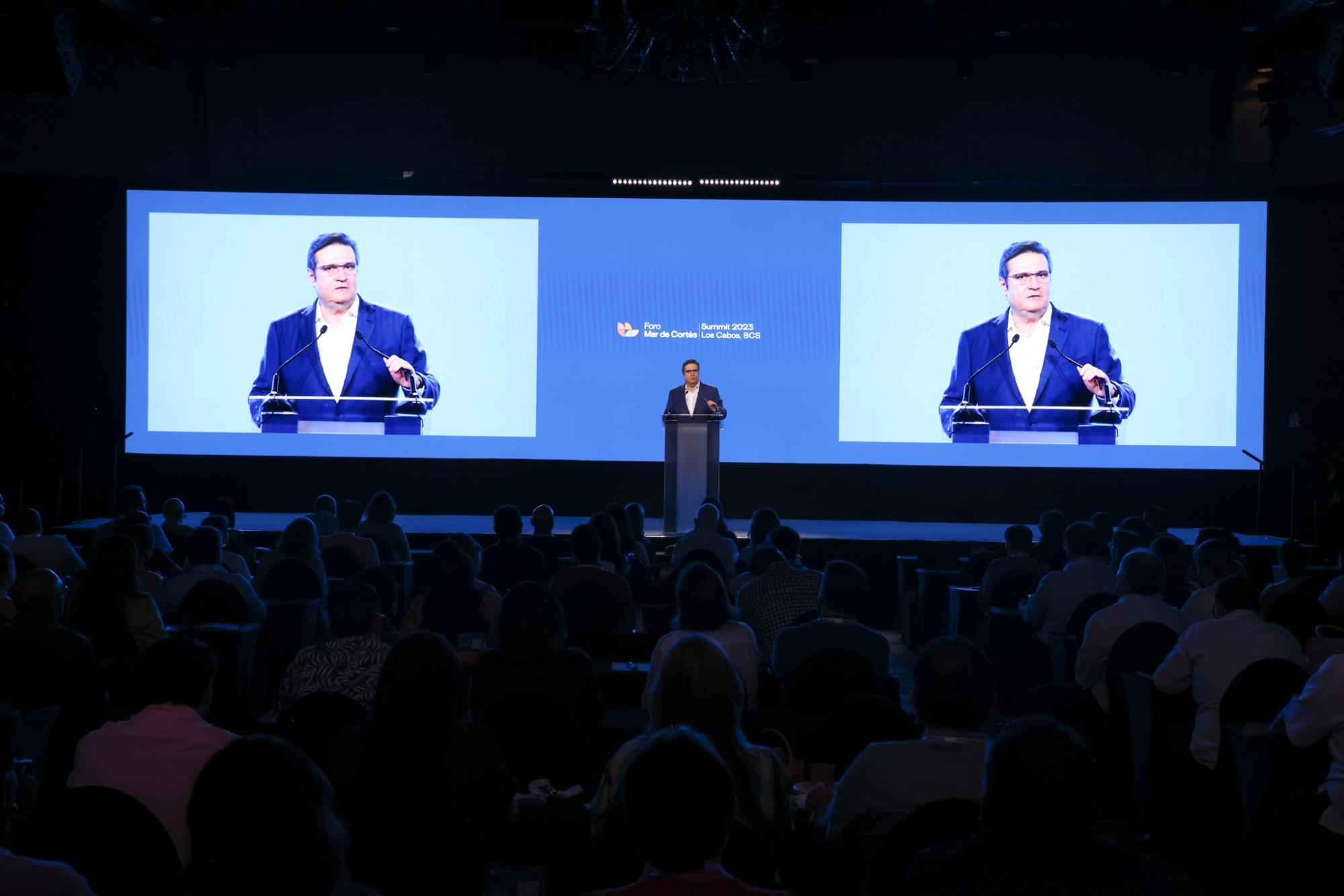 $!Agustín Coppel llama a generar un cambio cualitativo y de fondo en liderazgos de la Región Mar de Cortés