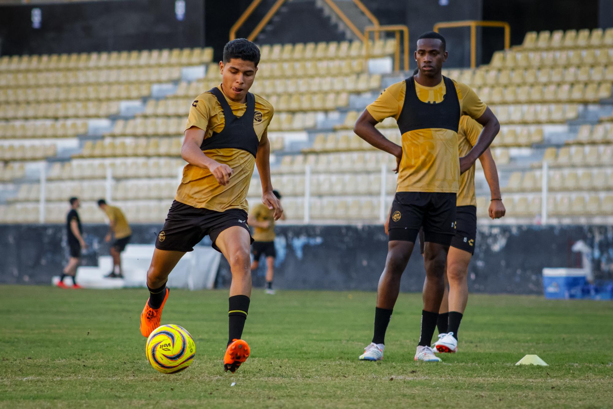 $!Dorados de Sinaloa tendrá una complicada visita a Celaya