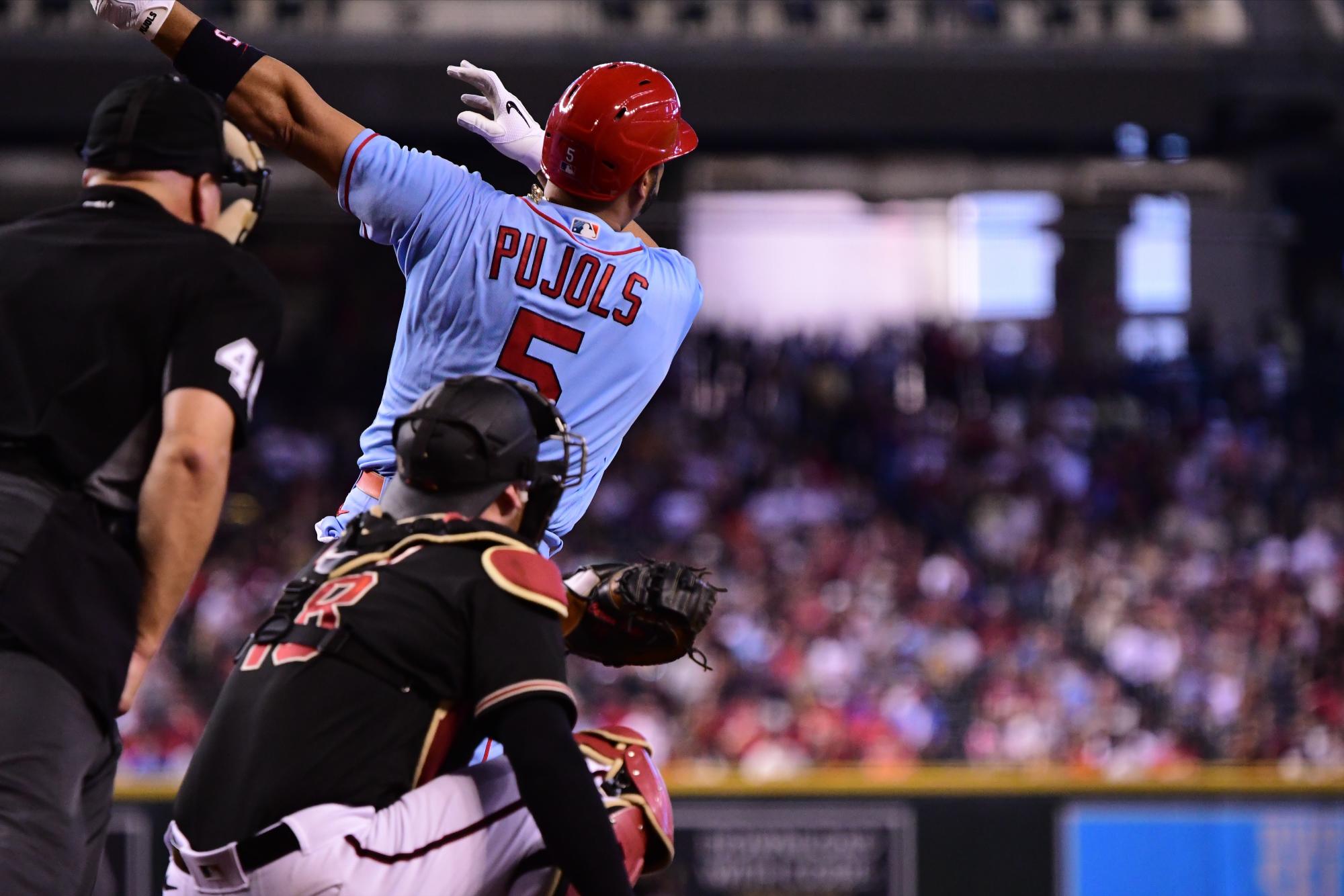 $!Albert Pujols da 2 jonrones, rebasa a Musial y Cardenales apalea a D-backs