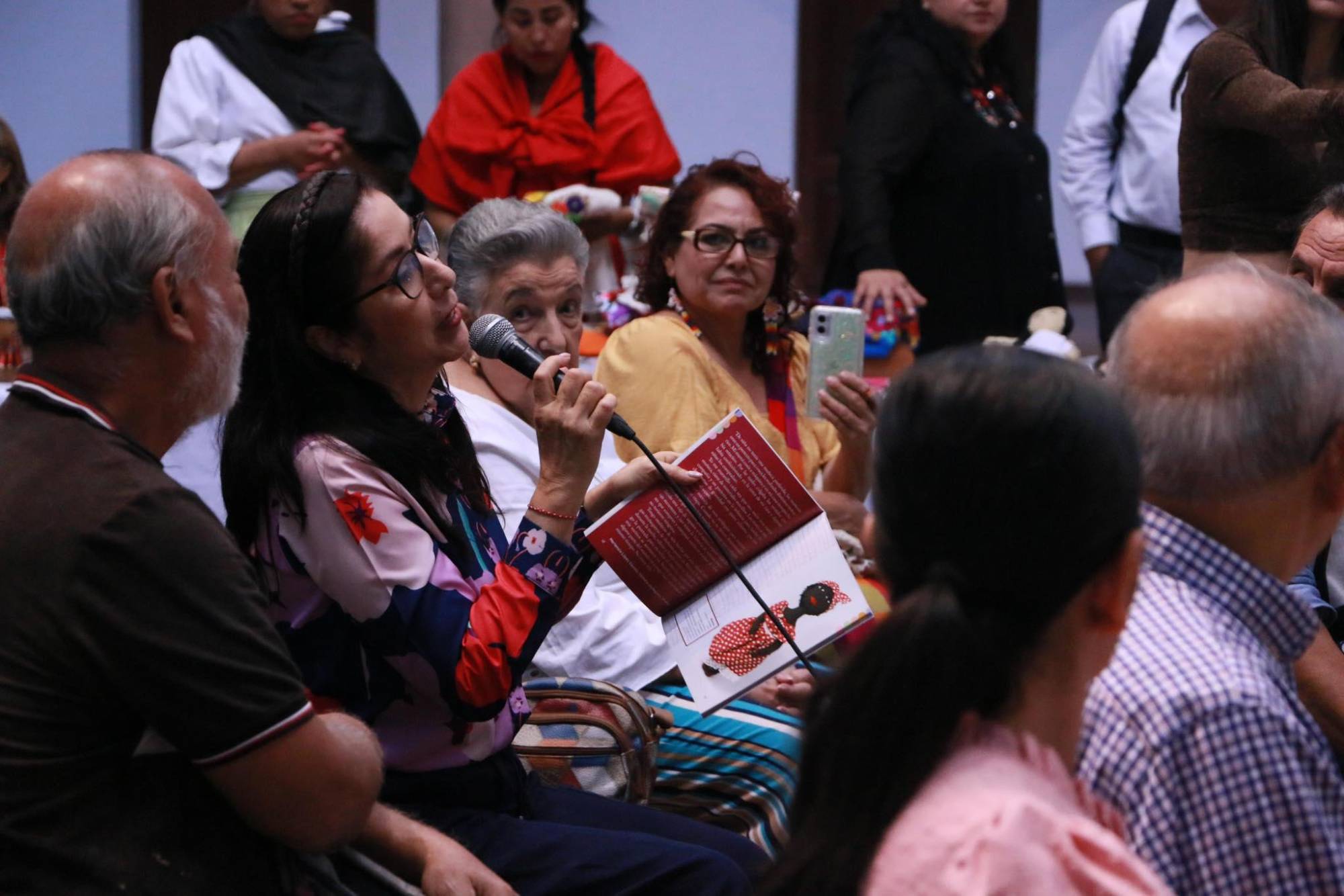 $!El público estuvo atento a la presentación y externó inquietudes.