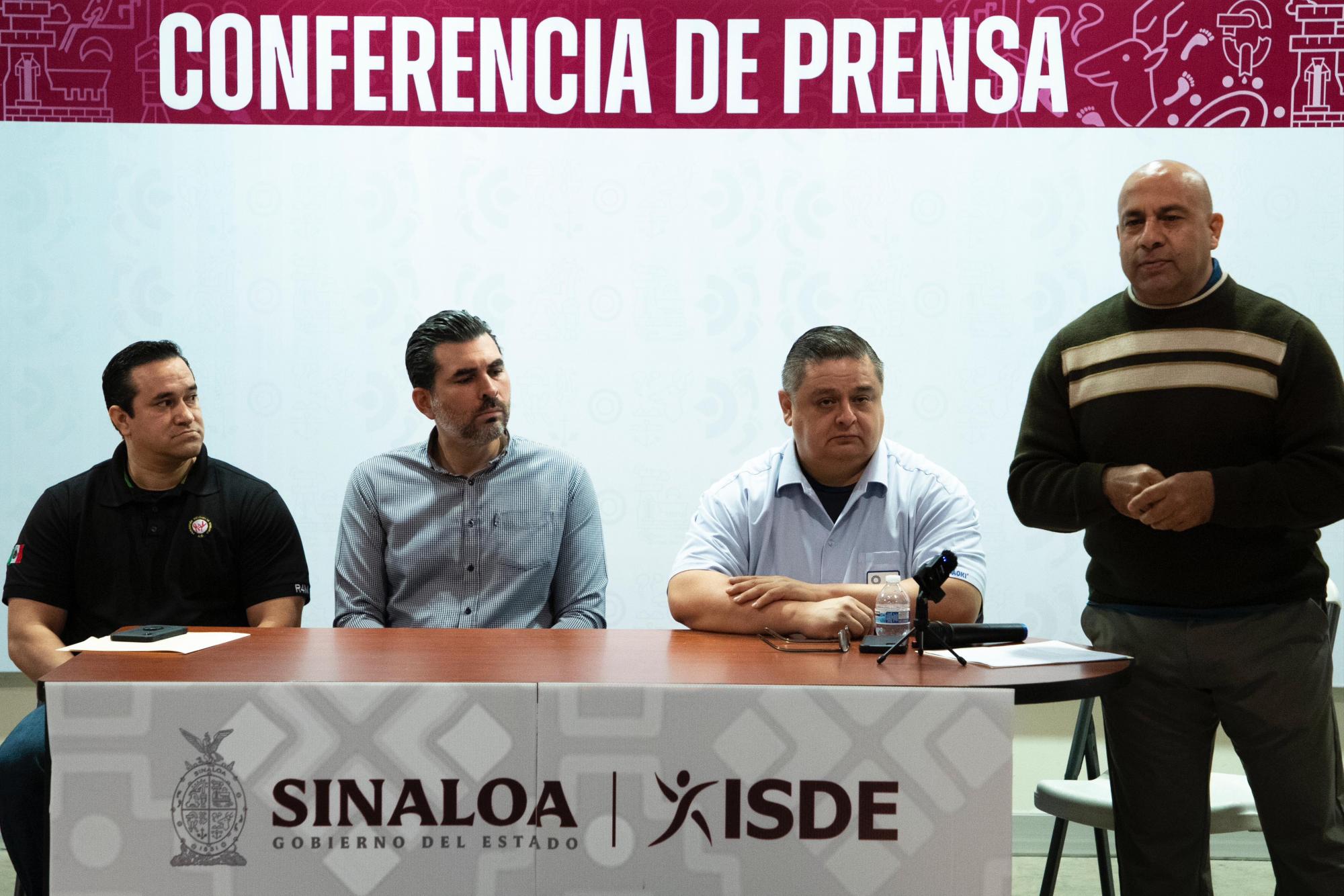 $!Capacitan a entrenadores de gimnasia artística varonil, en Culiacán