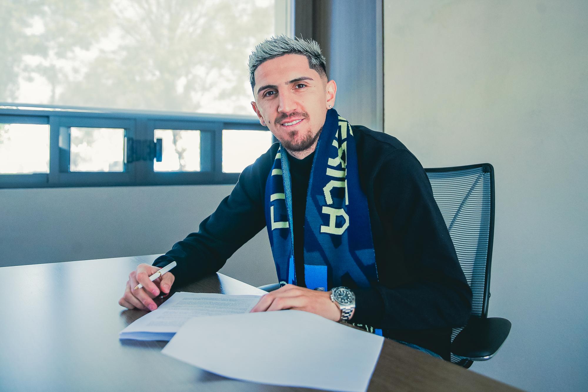 $!América oficializa la llegada del centrocampista chileno Diego Valdés