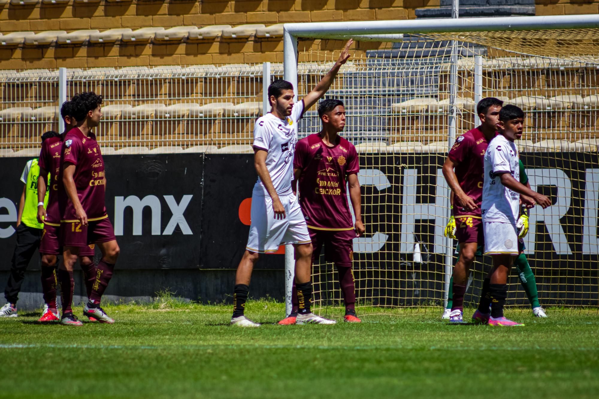 $!Complicada mañana para Dorados ante Mineros en la Tercera División