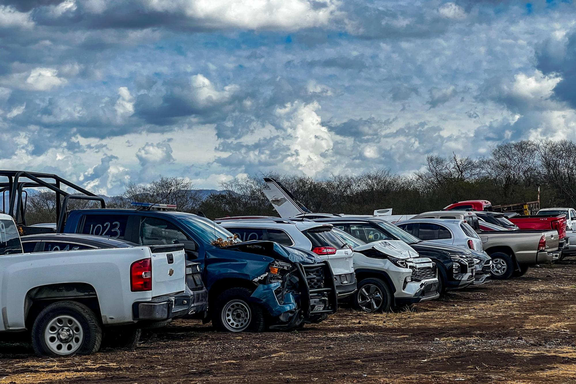 $!Entre autos baleados y mensajes crípticos yace la memoria de la guerra en Sinaloa