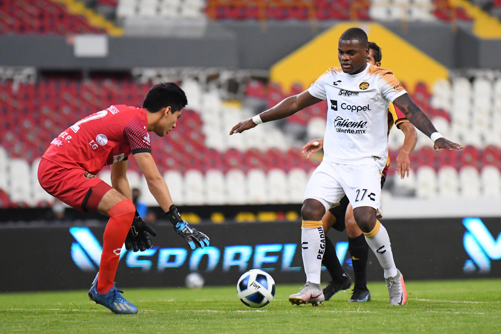 $!Dorados de Sinaloa deja escapar el triunfo ante UdeG