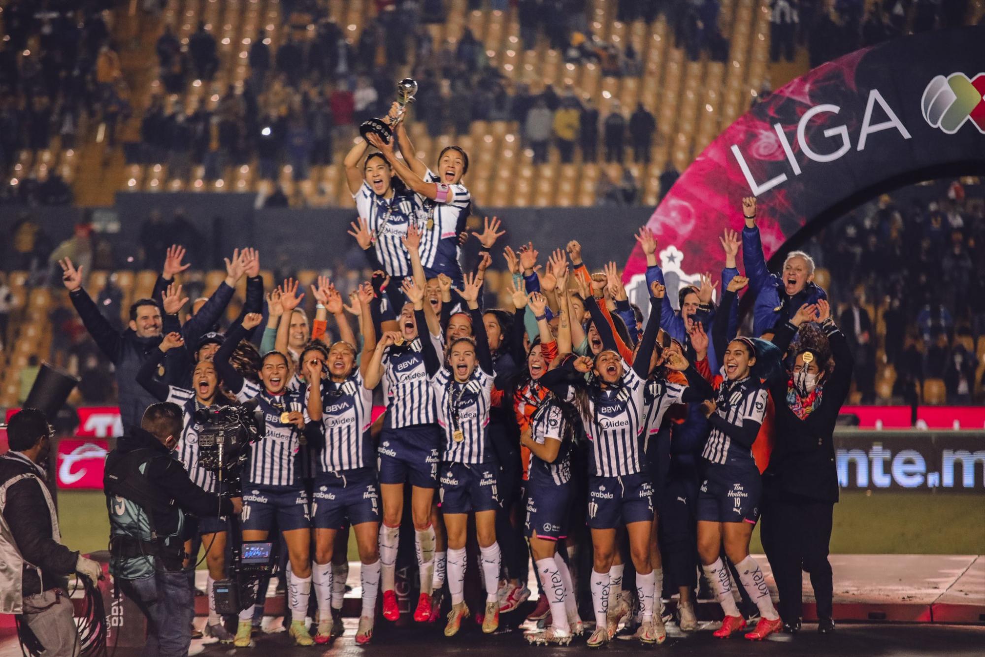 $!La sinaloense Aylín Avilez se despide de Rayadas Femenil