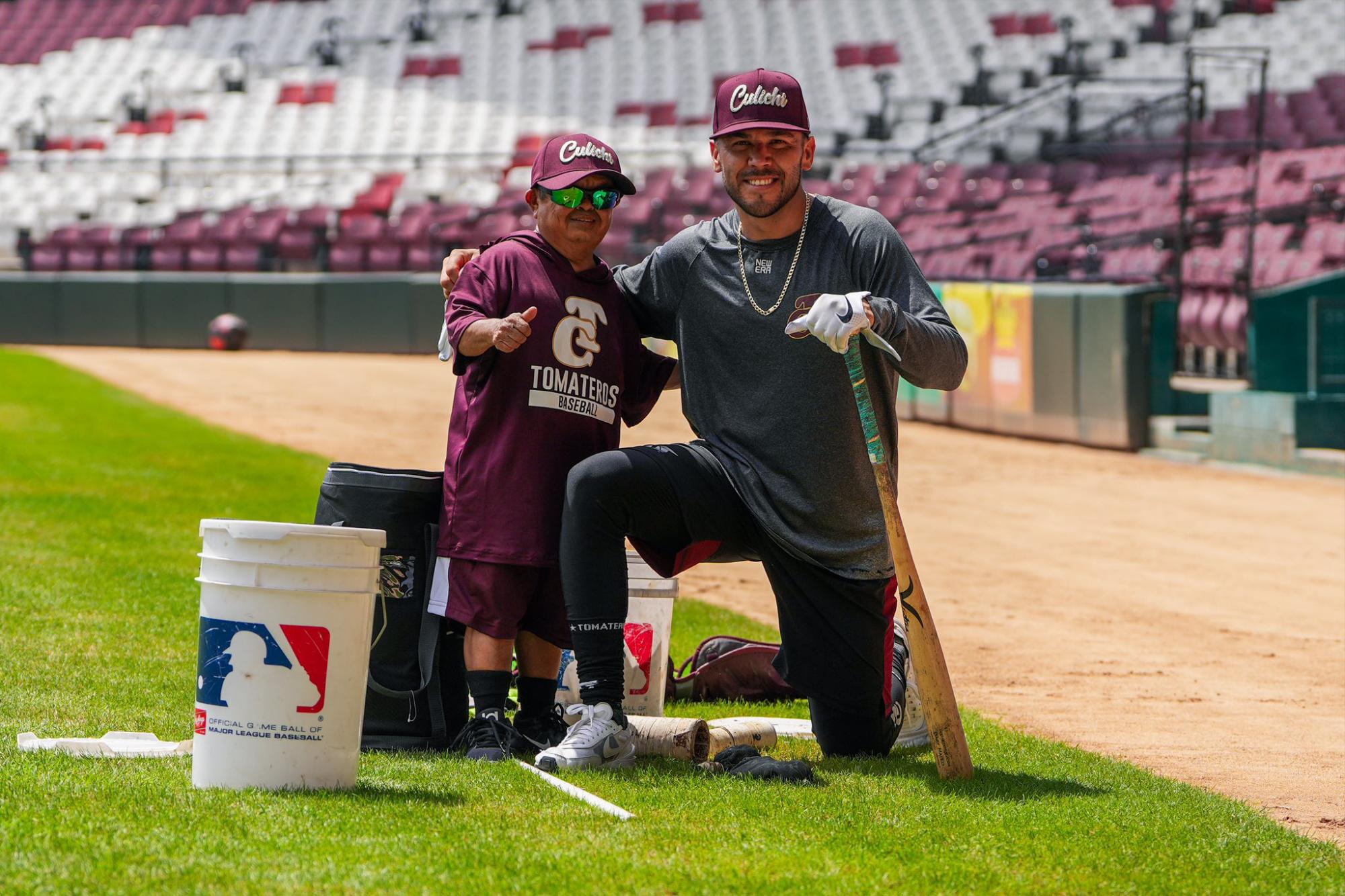 $!Ramón Ríos reporta al campamento de Tomateros de Culiacán