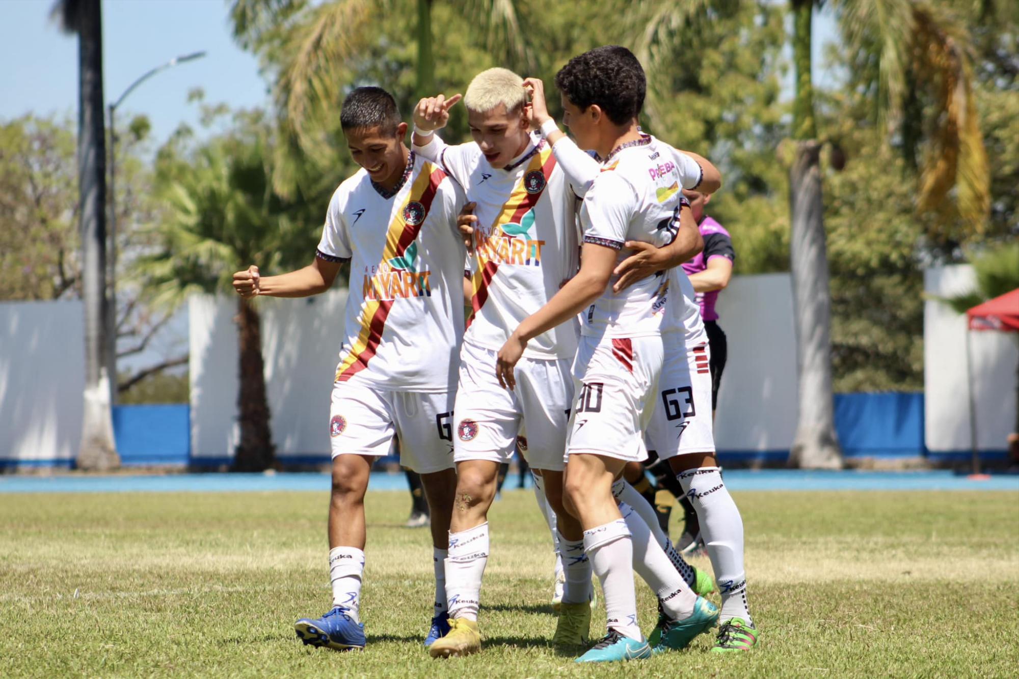 $!Dorados de Sinaloa suma un punto en Nayarit
