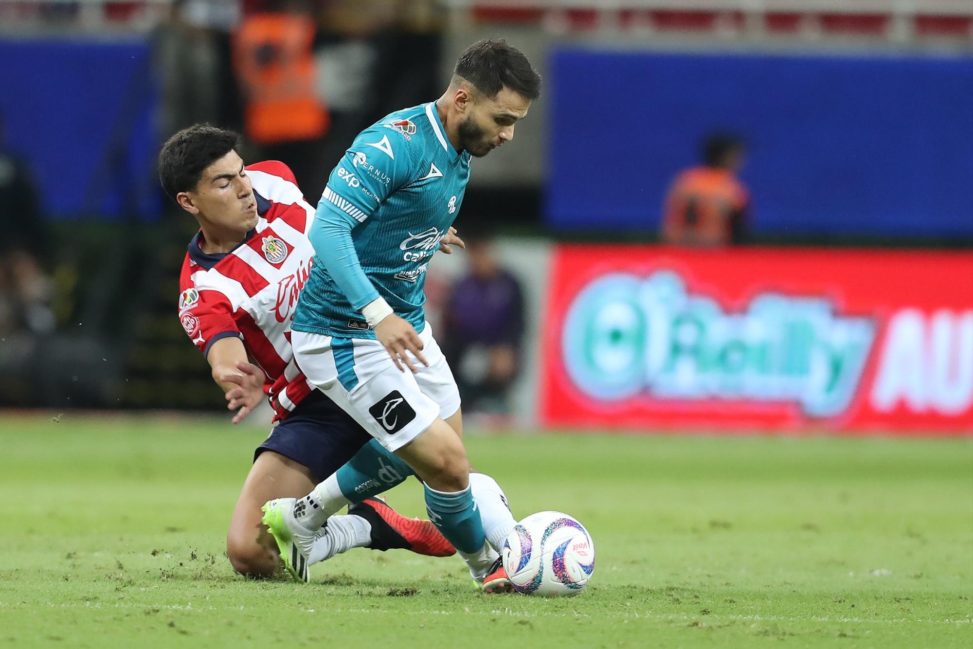 $!Mazatlán FC logra contundente triunfo ante Chivas