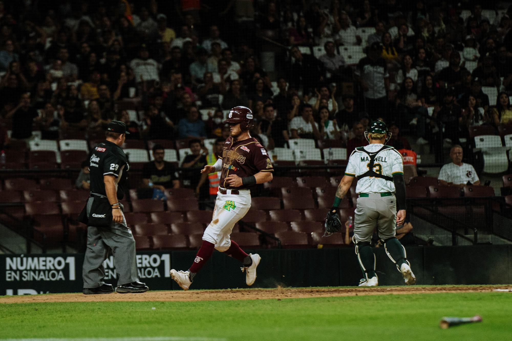 $!Cañeros de Los Mochis barre a Tomateros de Culiacán
