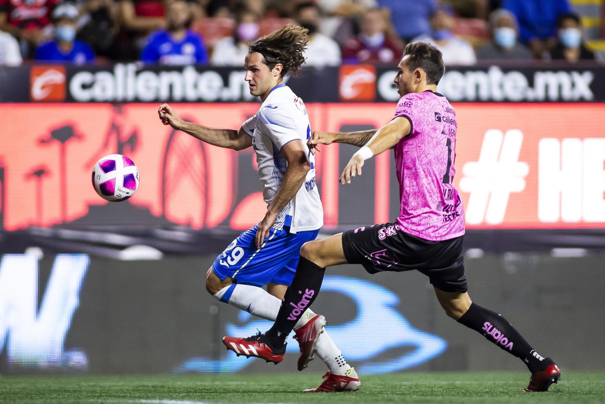 $!Sinaloense Luis Romo da triunfo a Cruz Azul ante Xolos