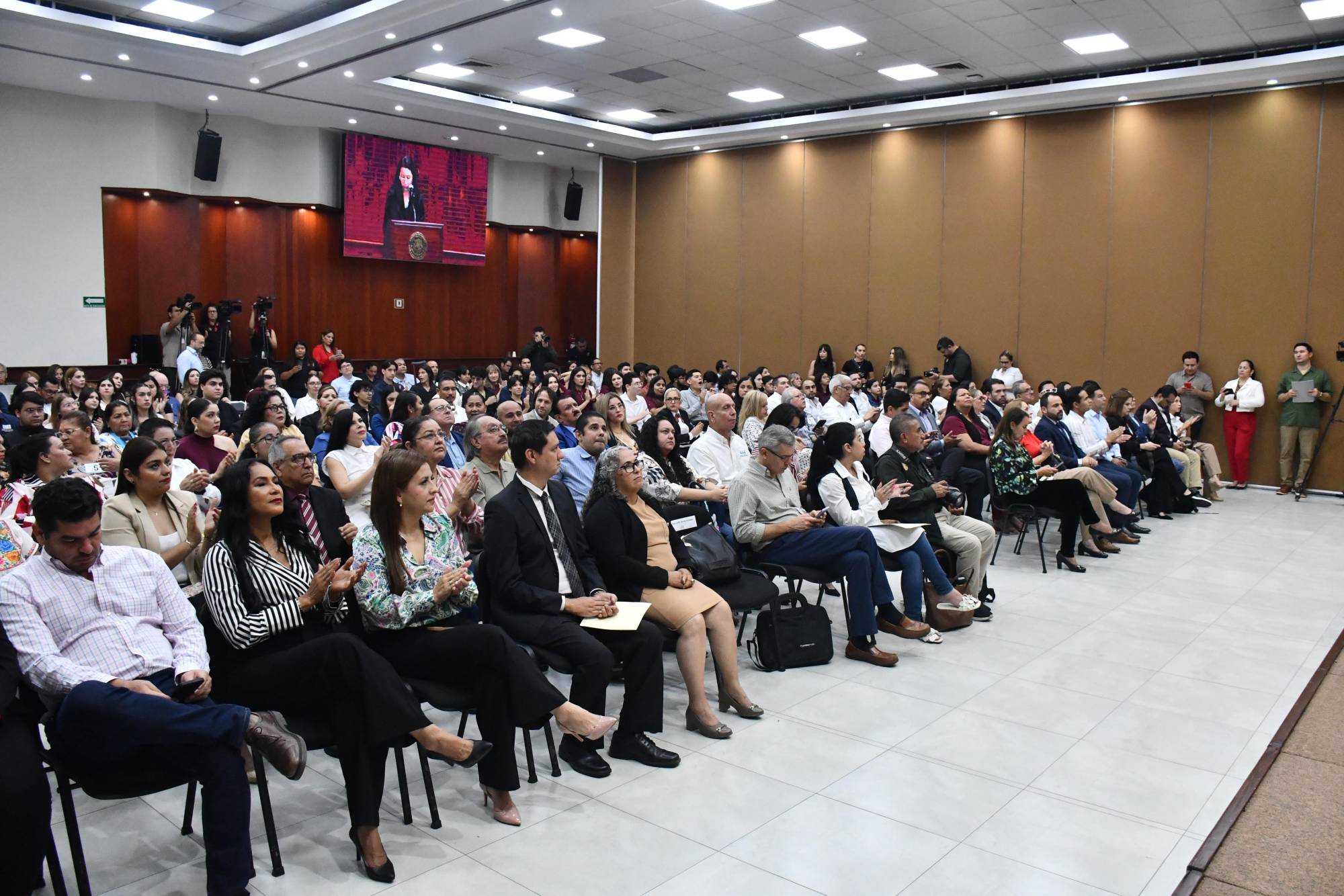 $!Hay rezago en prevención, protección y justicia para defensores de Derechos Humanos y periodistas en México, discuten en foro
