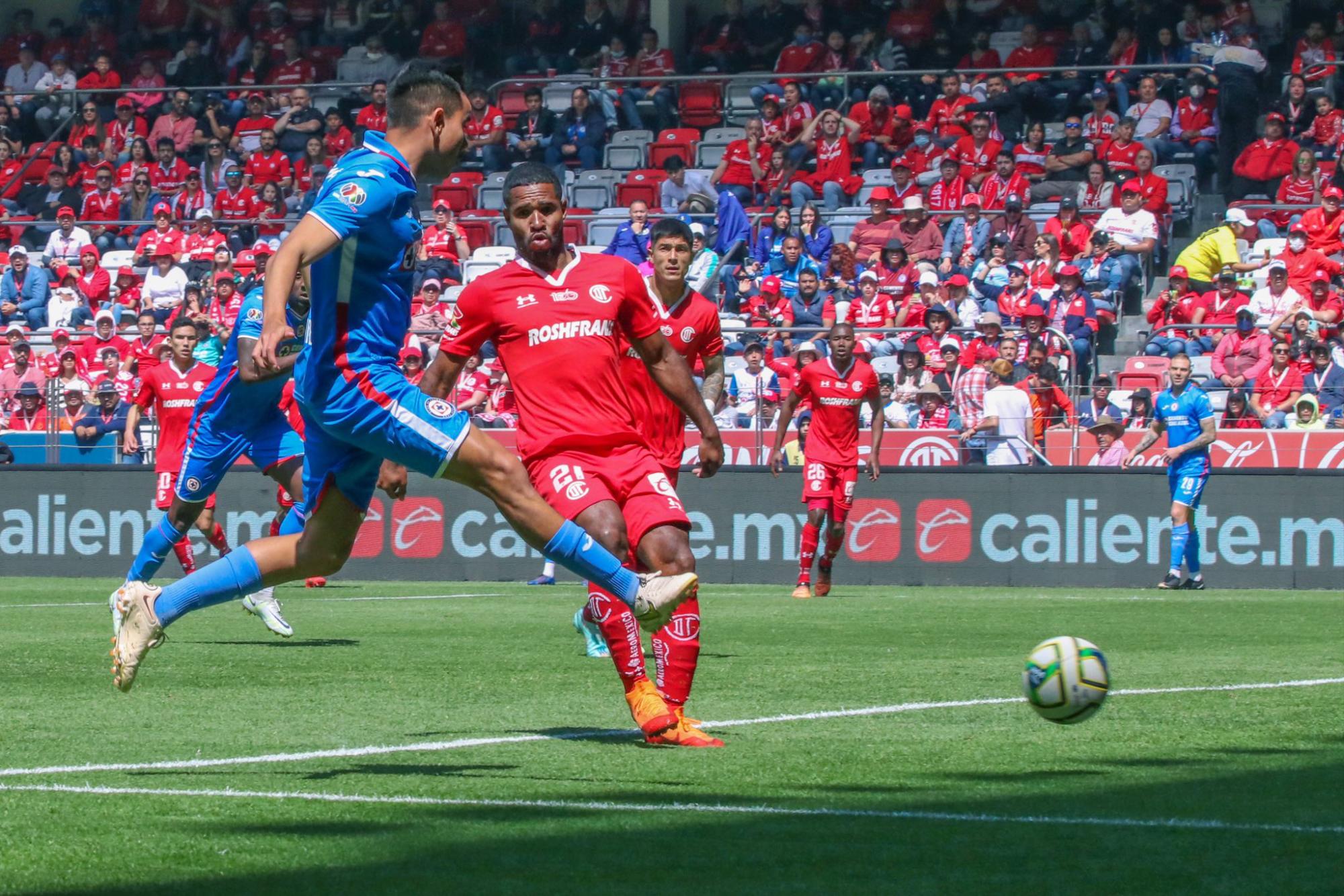$!Cruz Azul sigue en caída libre y es goleado en Toluca