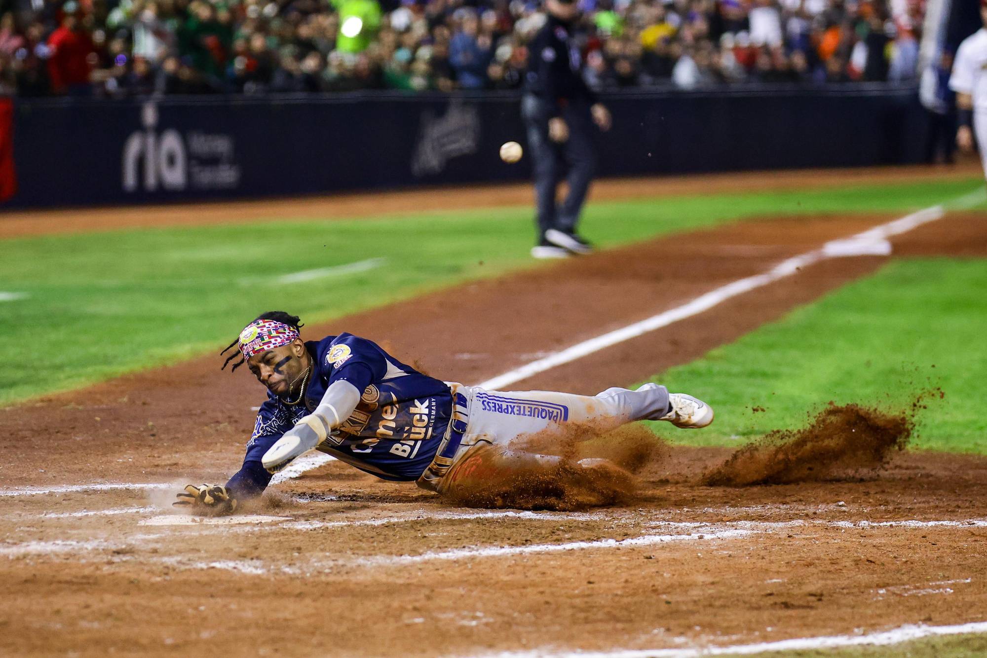 $!México capitaliza errores de Venezuela y se mantiene invicto en la Serie del Caribe