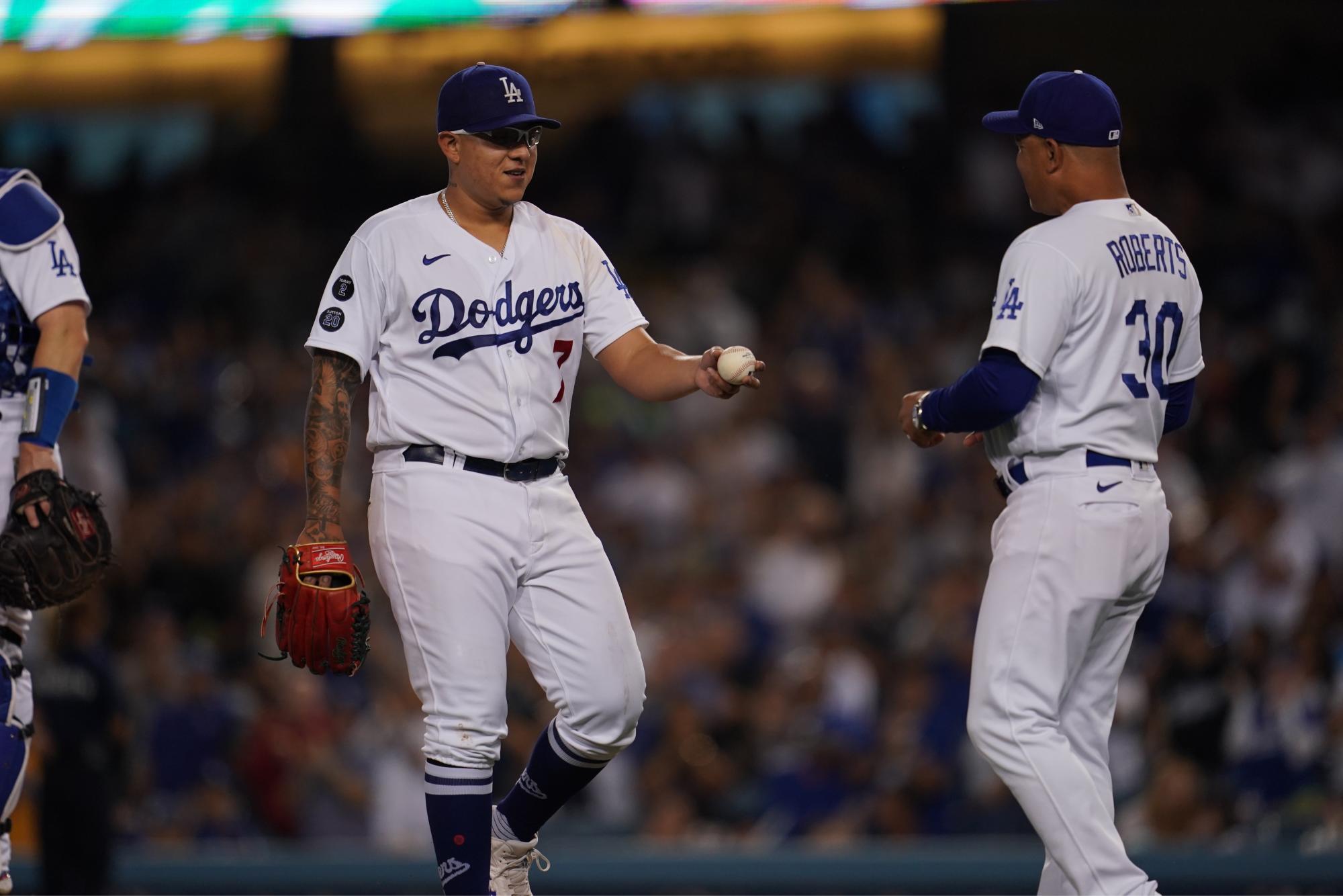 $!¡Histórico Julio Urías! El sinaloense llega a 20 victorias y es el más ganador de las Mayores