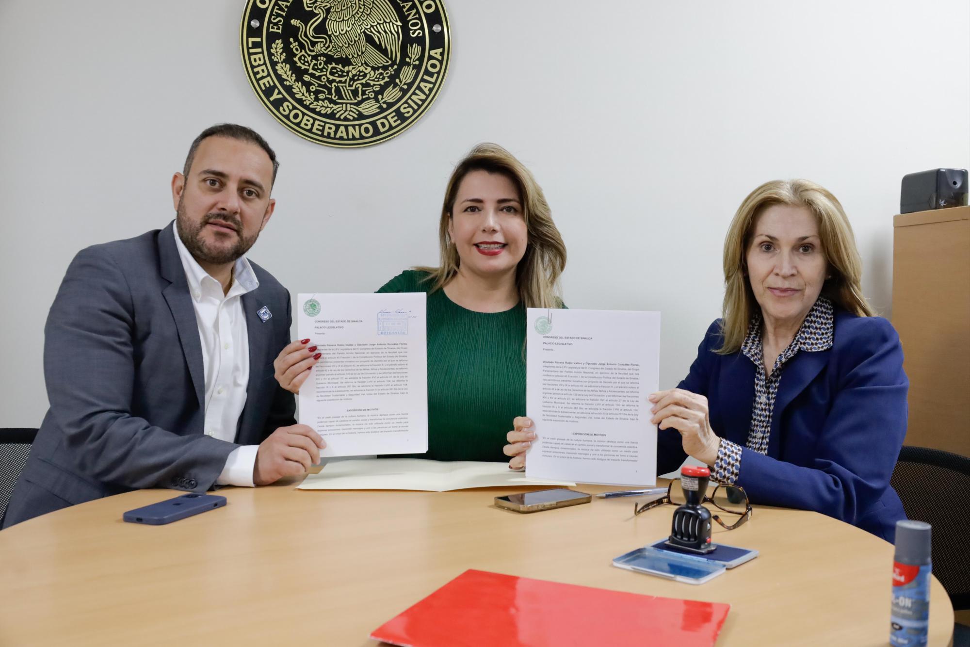 $!Van diputados del PAN contra promoción de ‘música bélica’ en espacios públicos de Sinaloa