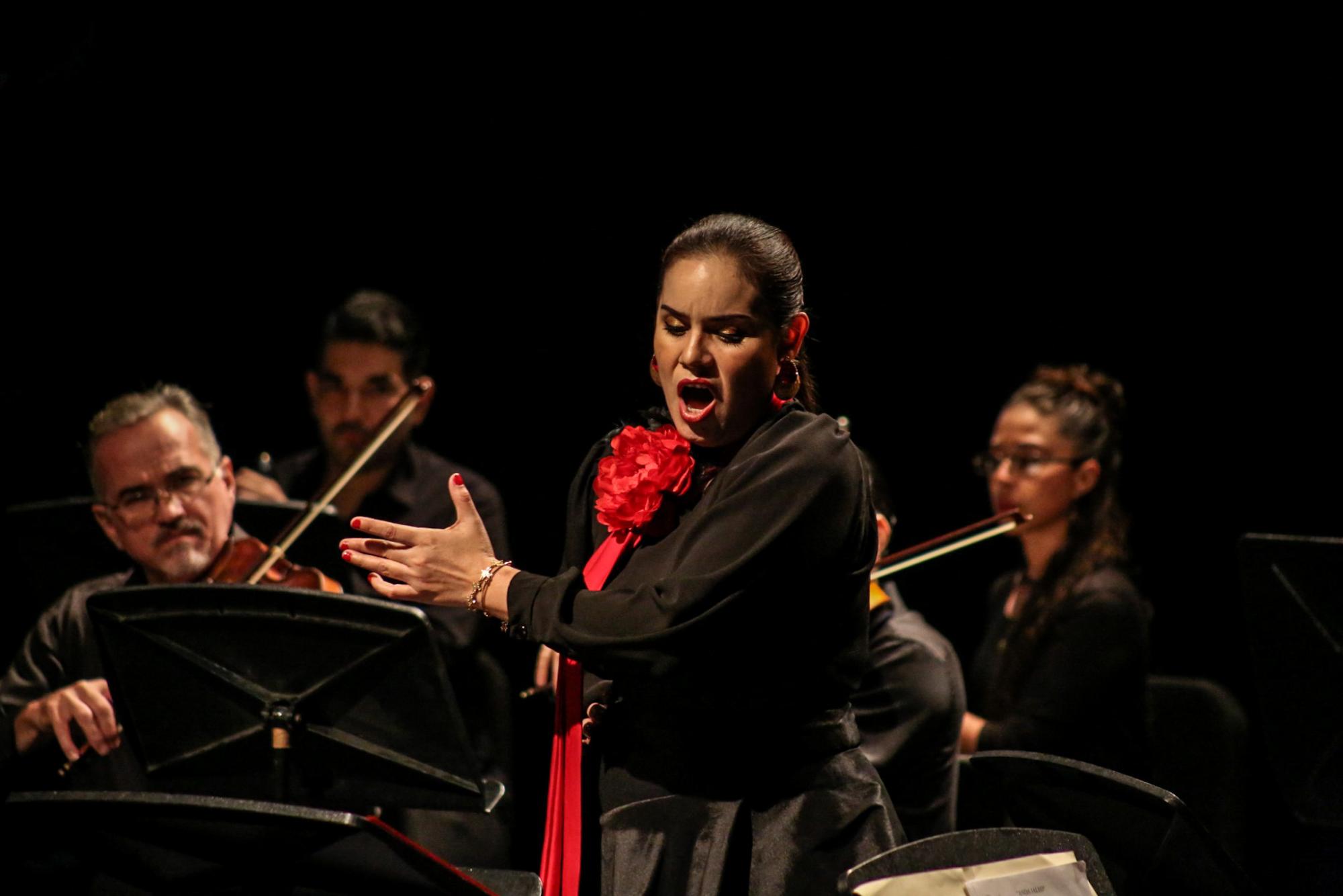 $!La mezzosoprano Oralia Castro participará en el programa.