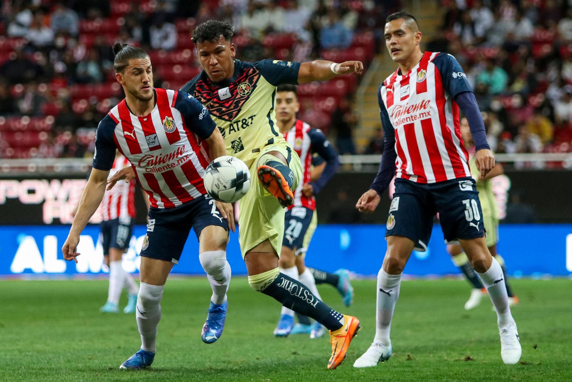 $!Chivas y América salen con la pólvora mojada en el Clásico Nacional