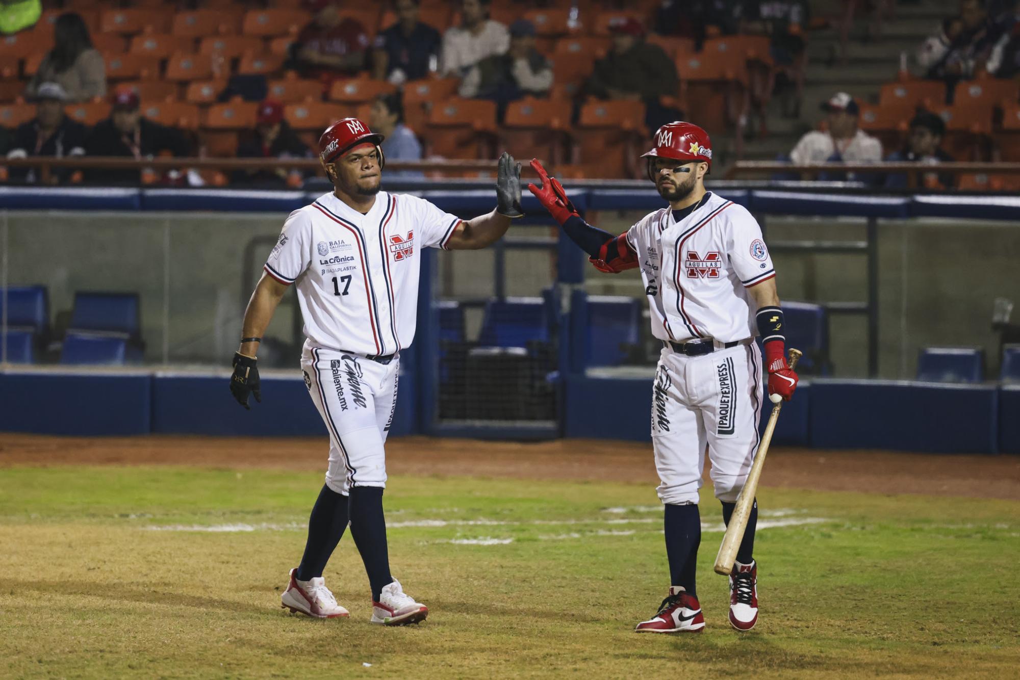 $!Mexicali barre a Monterrey con walk off de Norberto Obeso