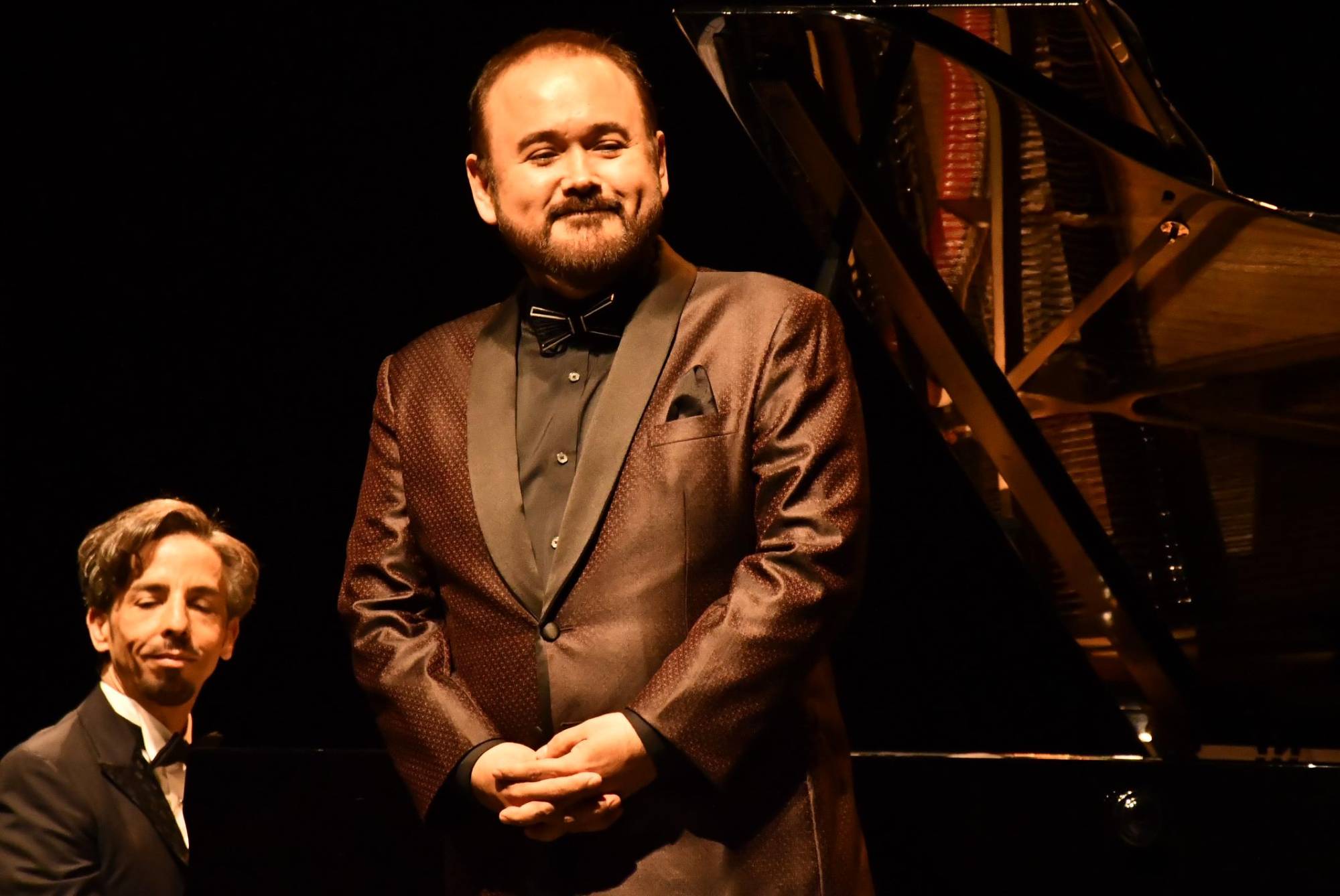 $!Una velada inolvidable compartió el tenor veracruzano.