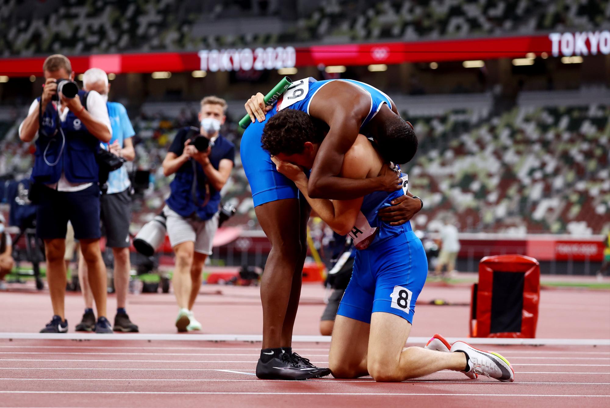 $!Italia sorprende y gana el relevo 4x100 varonil en Tokio 2020; Jamaica se lleva el femenil