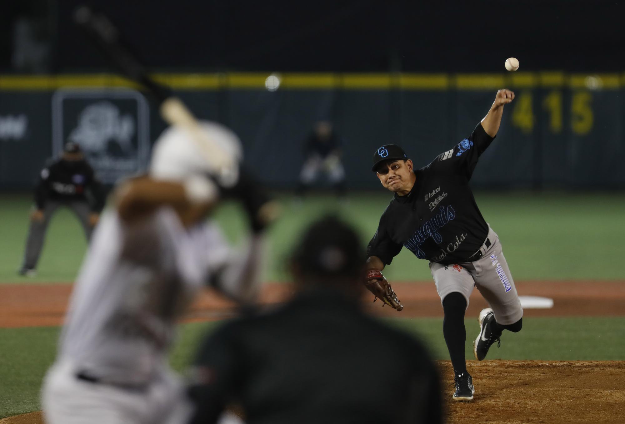 $!Yaquis apalea a Charros y se lleva la serie a Obregón