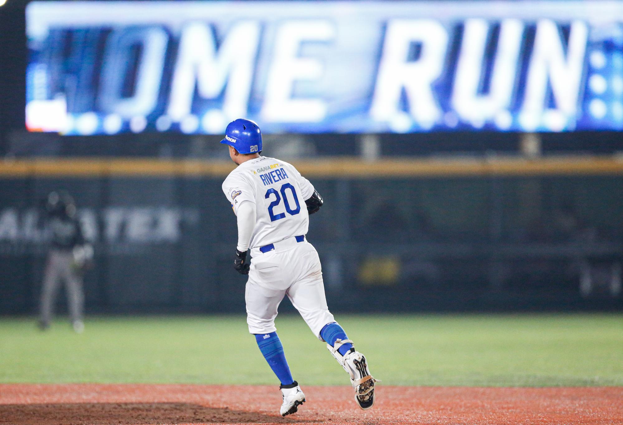 $!Tomateros cae ante Charros en duelo de toma y daca