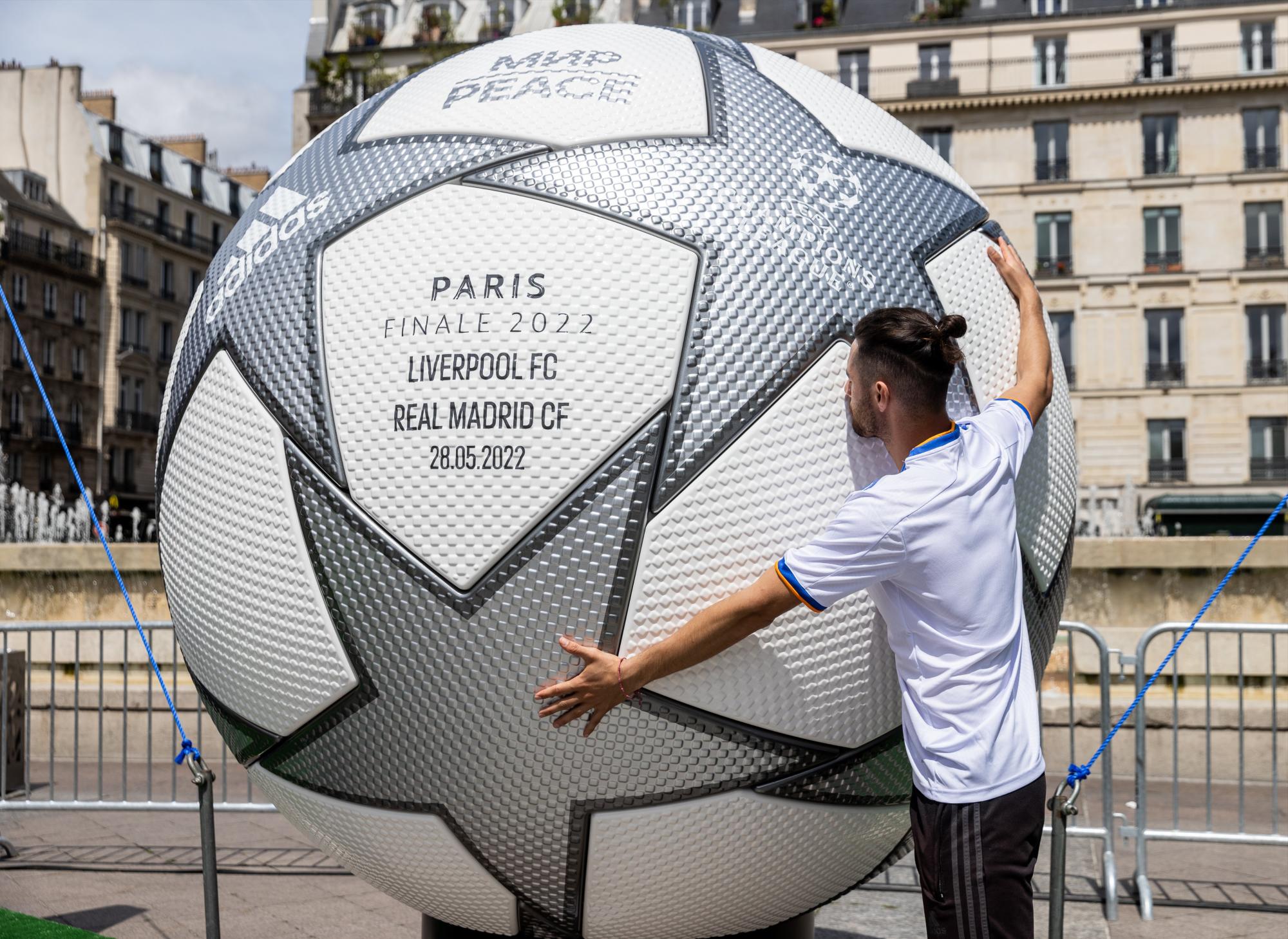 $!El trofeo de la Champions ya se exhibe en París