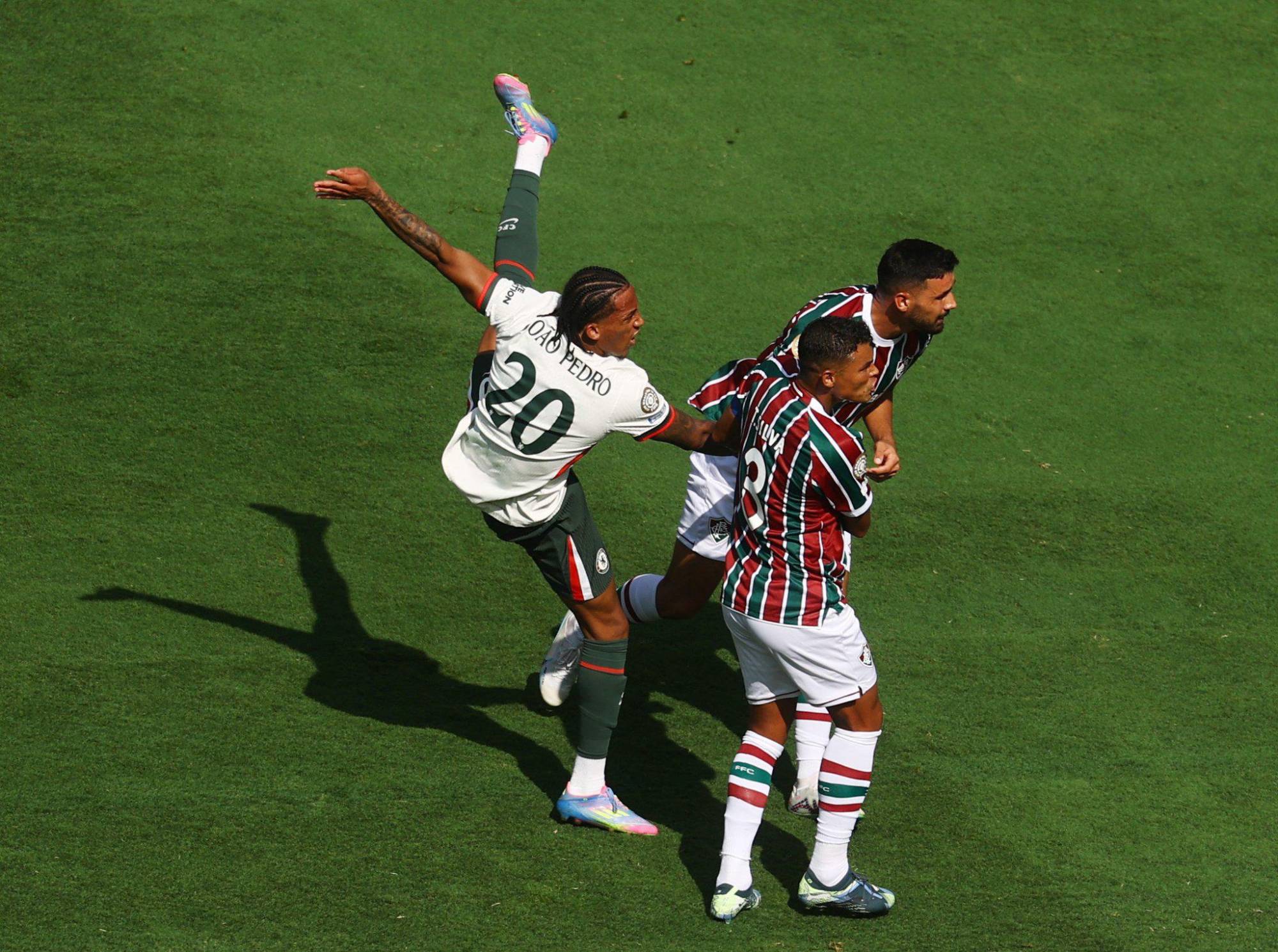 $!Joao Pedro enciende al Chelsea y apaga al Fluminense