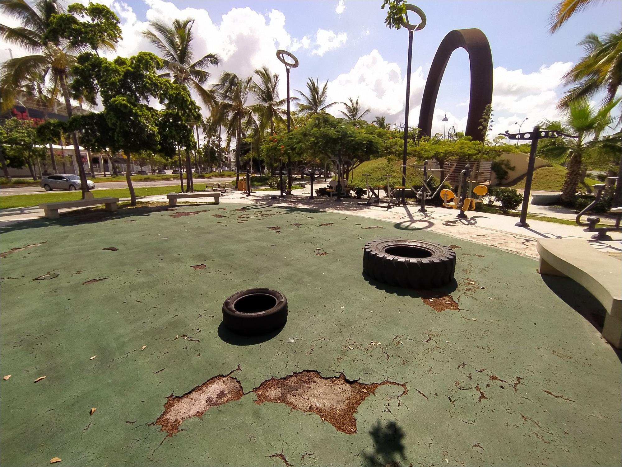 $!El área del gimnasio en el Kilómetro Cero.