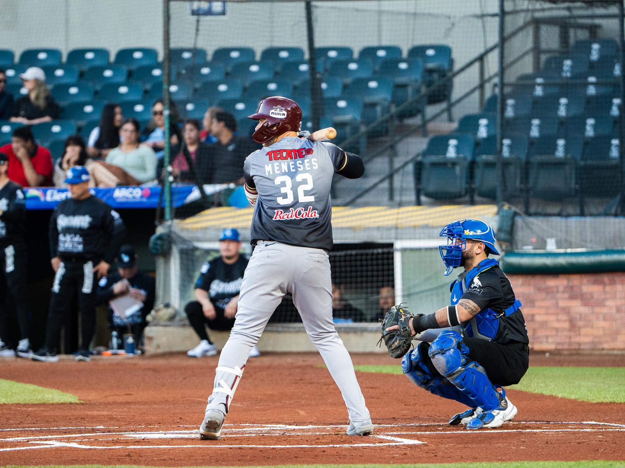 $!Ofensiva de 12 hits y gran labor de Castañeda aseguran el primero para Tomateros