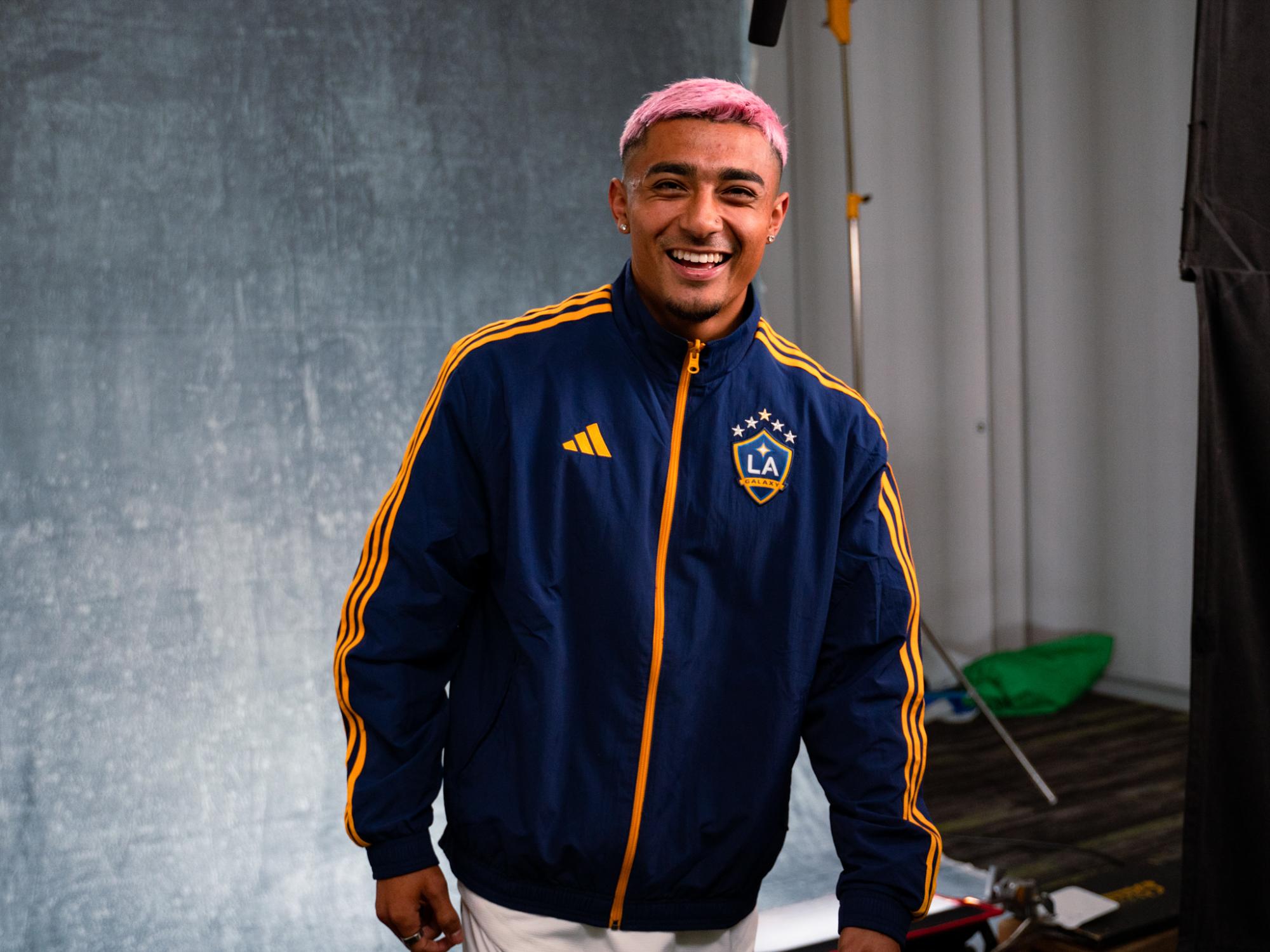 $!Julián Araujo entrenará con Barcelona B en espera de cerrar su fichaje