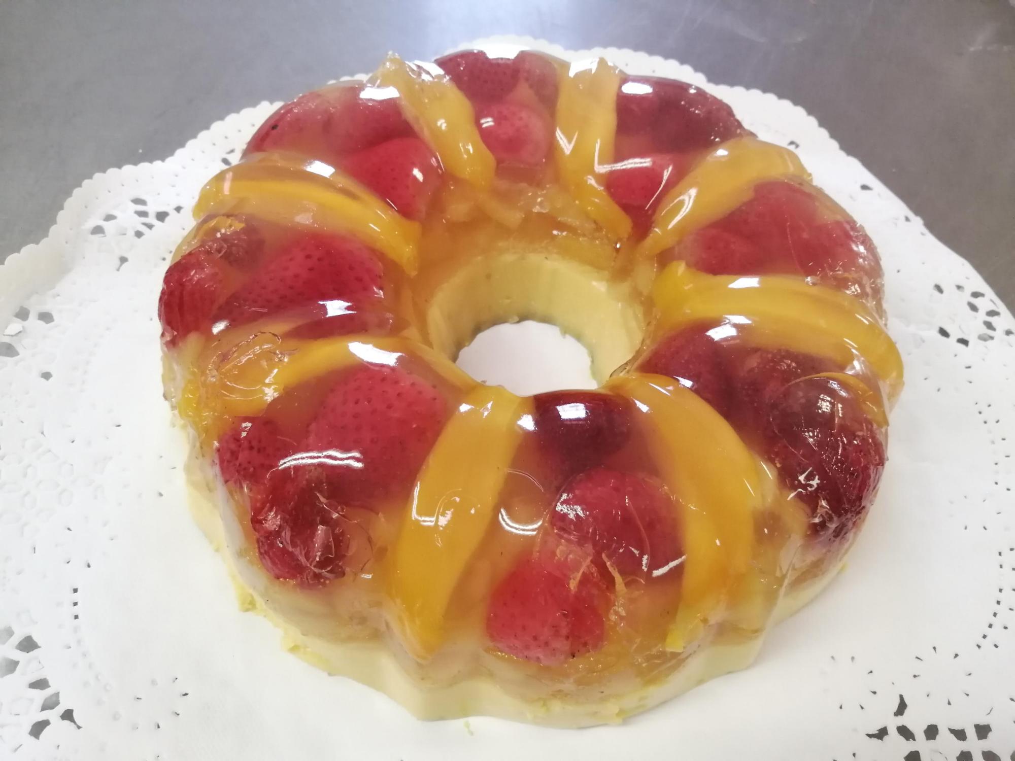 $!Flan de fresa y durazno.