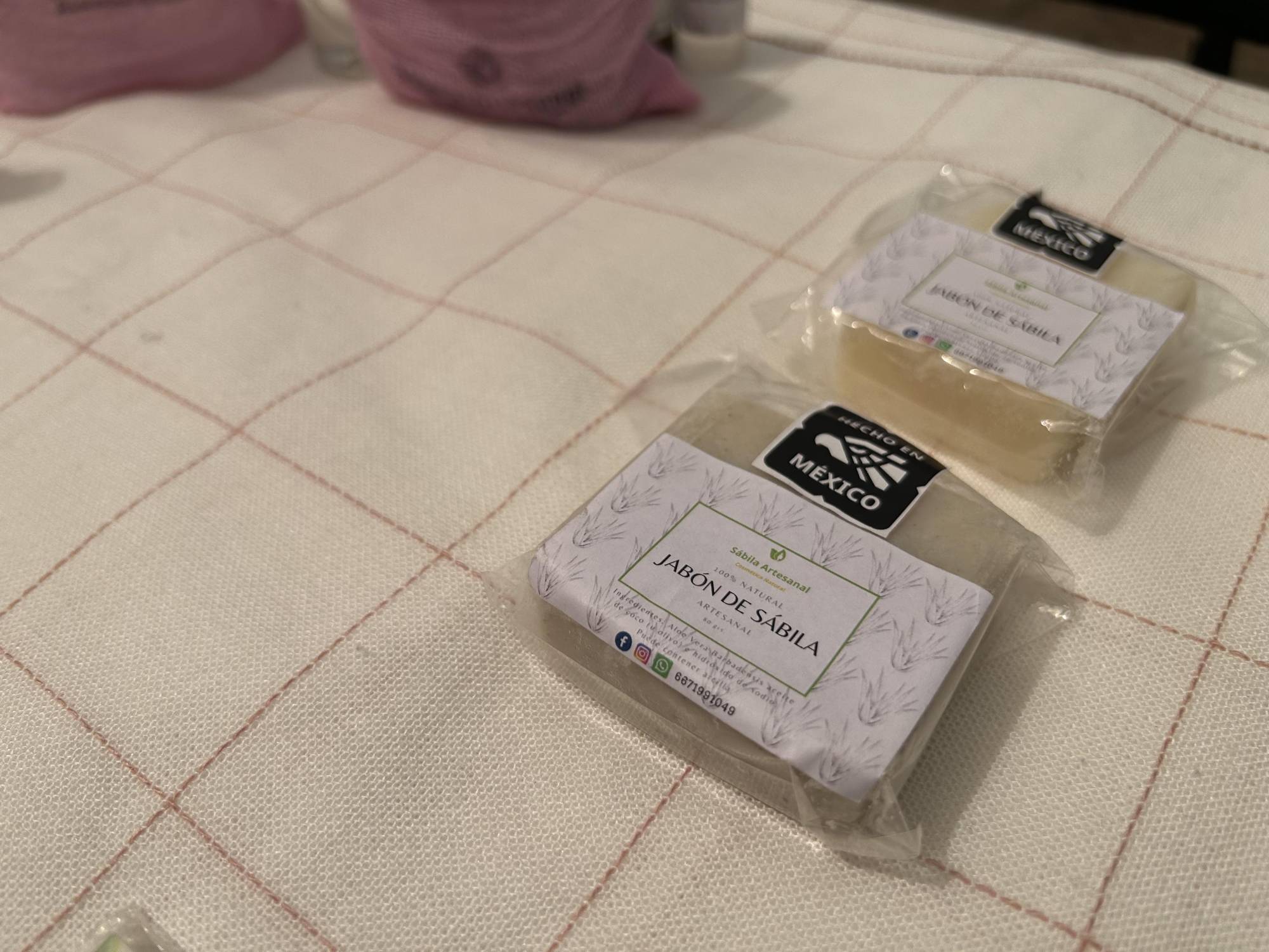 $!Doctora en Ciencias Económicas, Irasema ahora apuesta por el emprendimiento local con Sábila Artesanal