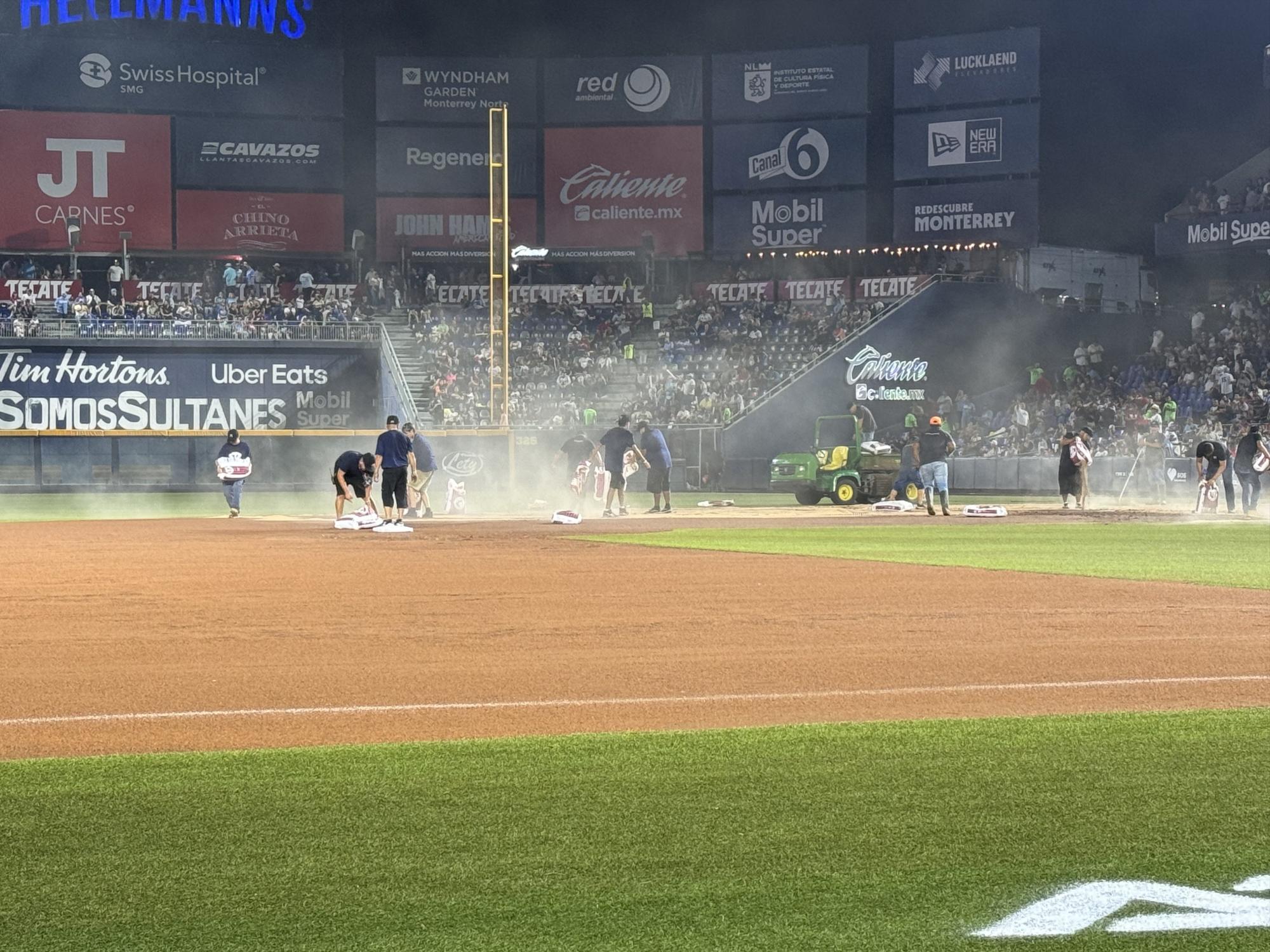 $!Diablos Rojos a un triunfo de ganar la Serie del Rey tras vencer a Sultanes