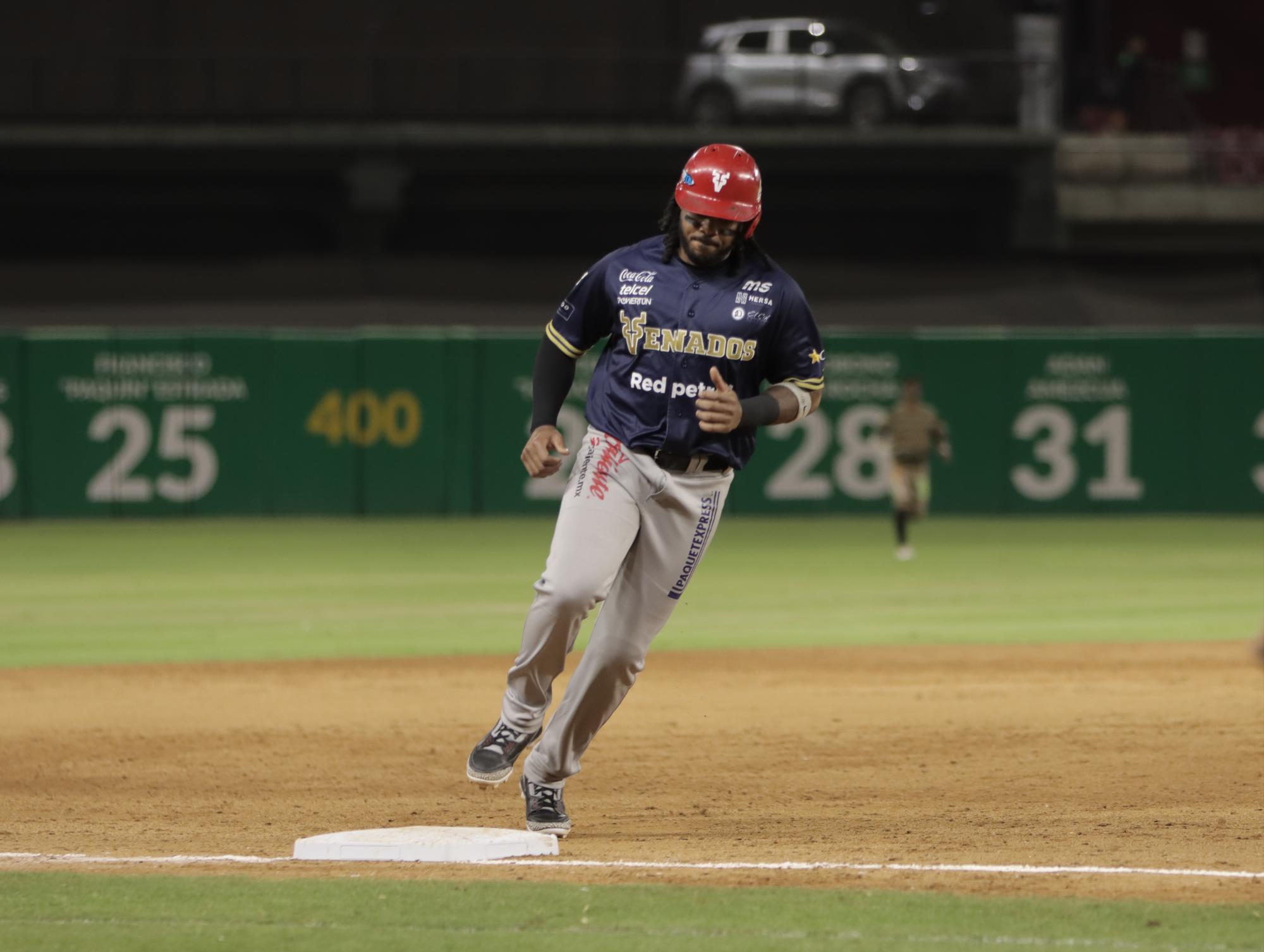 $!Tomateros de Culiacán pierde su primera serie en casa