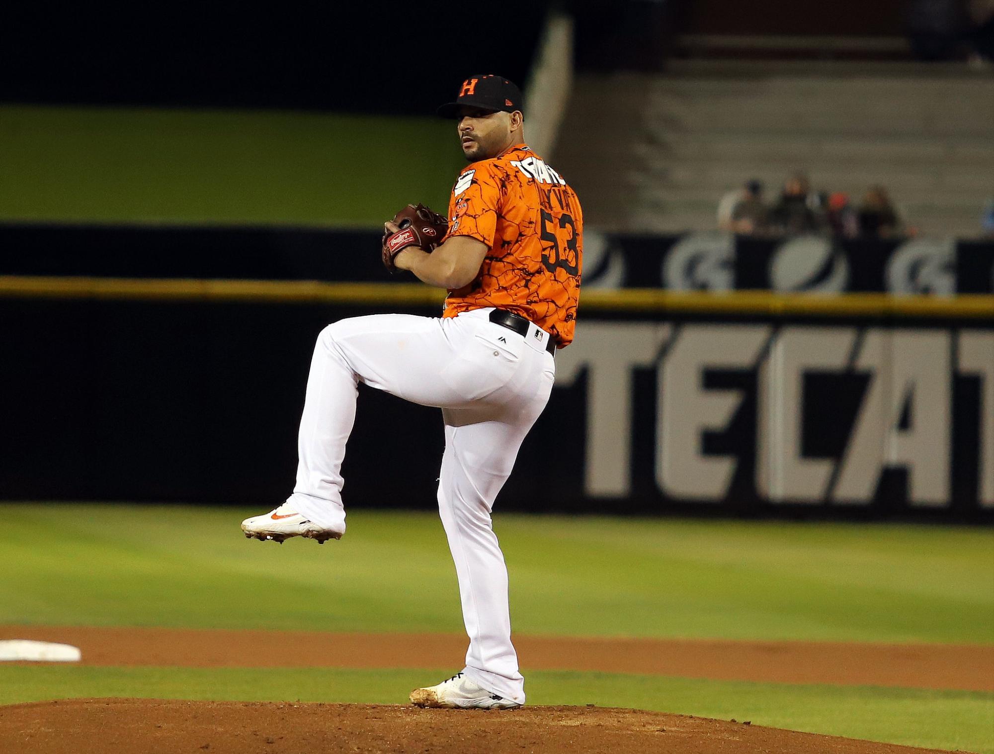 $!Elian Leyva, lanzador de Naranjeros, da positivo a Covid-19 y no abrirá este jueves ante Sultanes