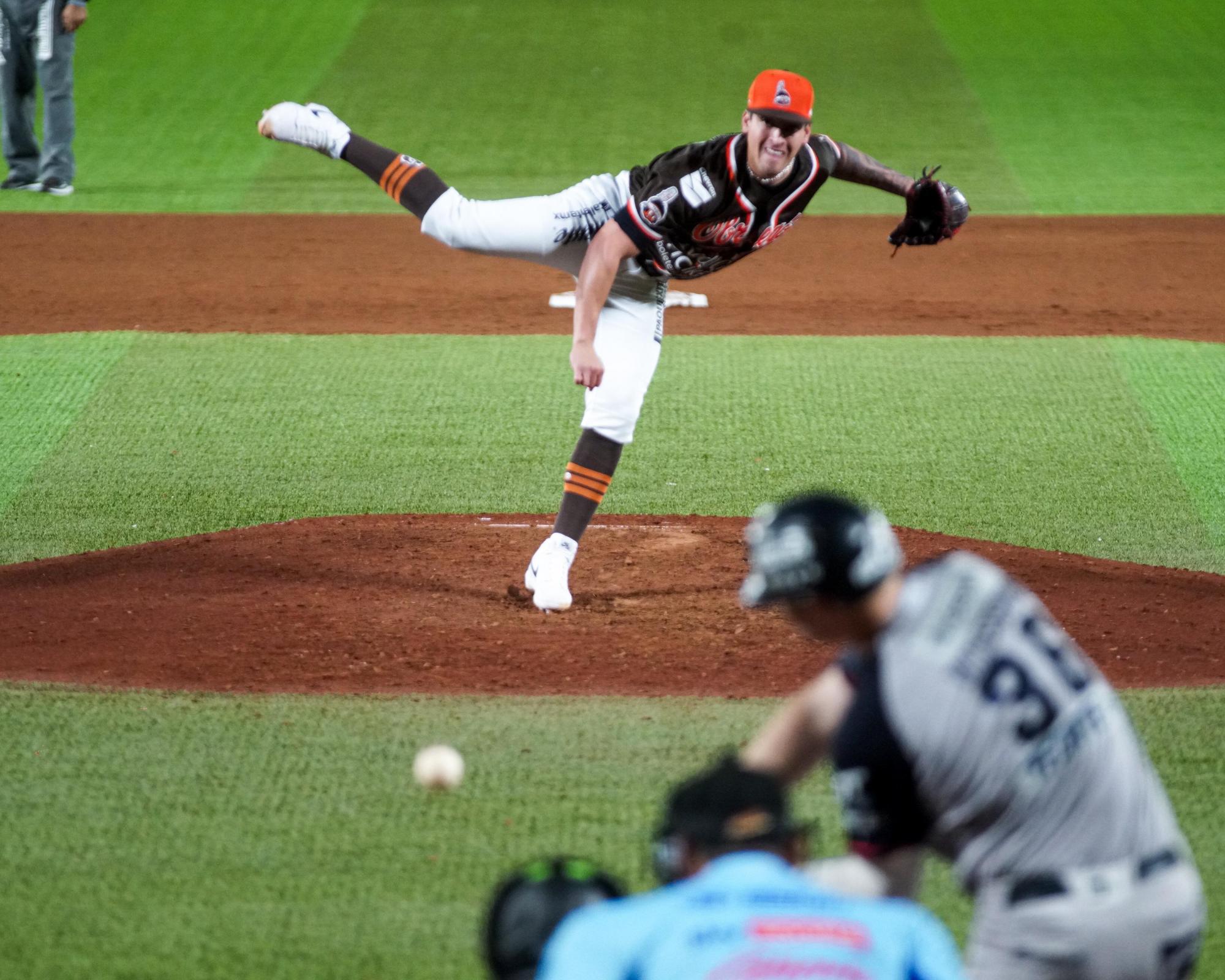 $!Sultanes sorprende a Yaquis en Ciudad Obregón