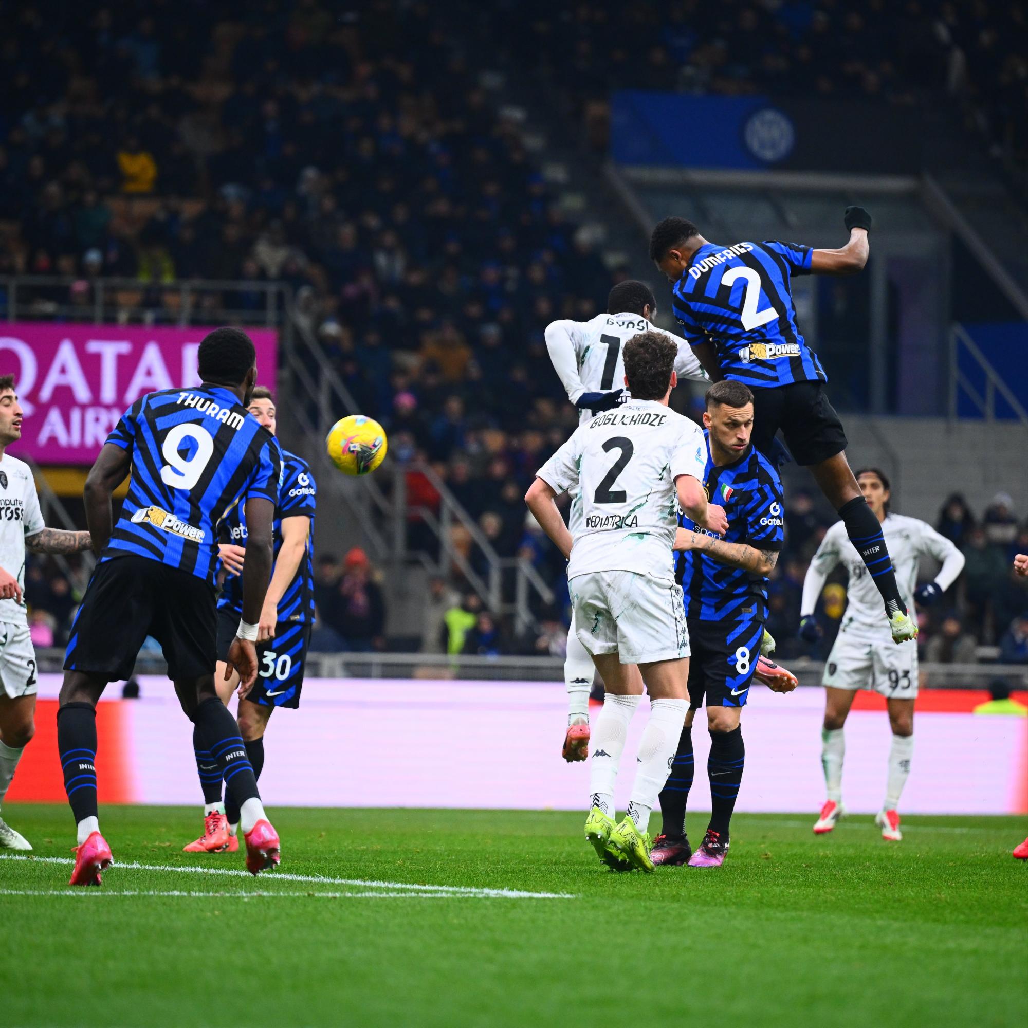 $!El Inter de Milán vence al Empoli y mantiene la presión sobre el líder Napoli