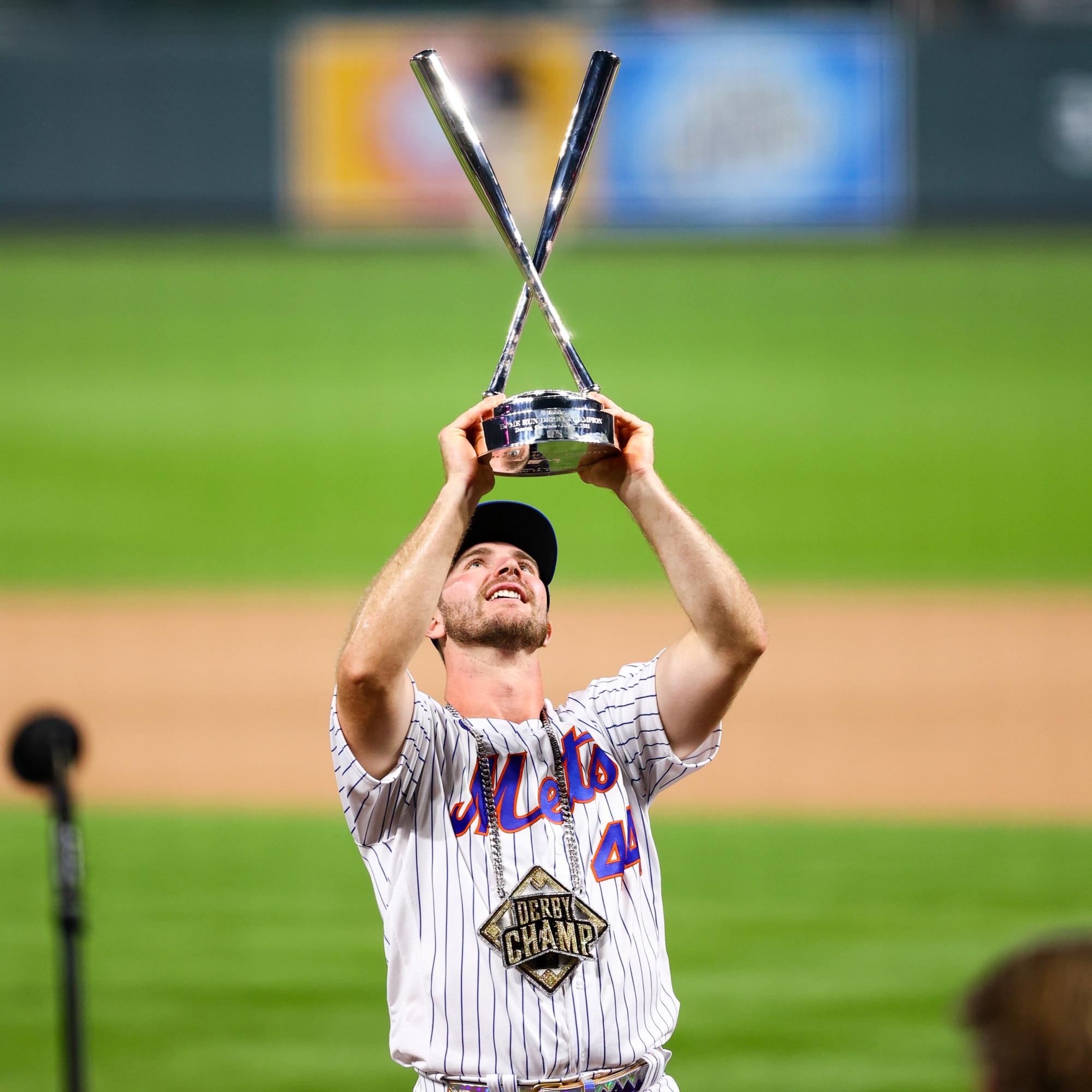 $!Pete Alonso revalida su título en el Derby de Jonrones de las Grandes Ligas