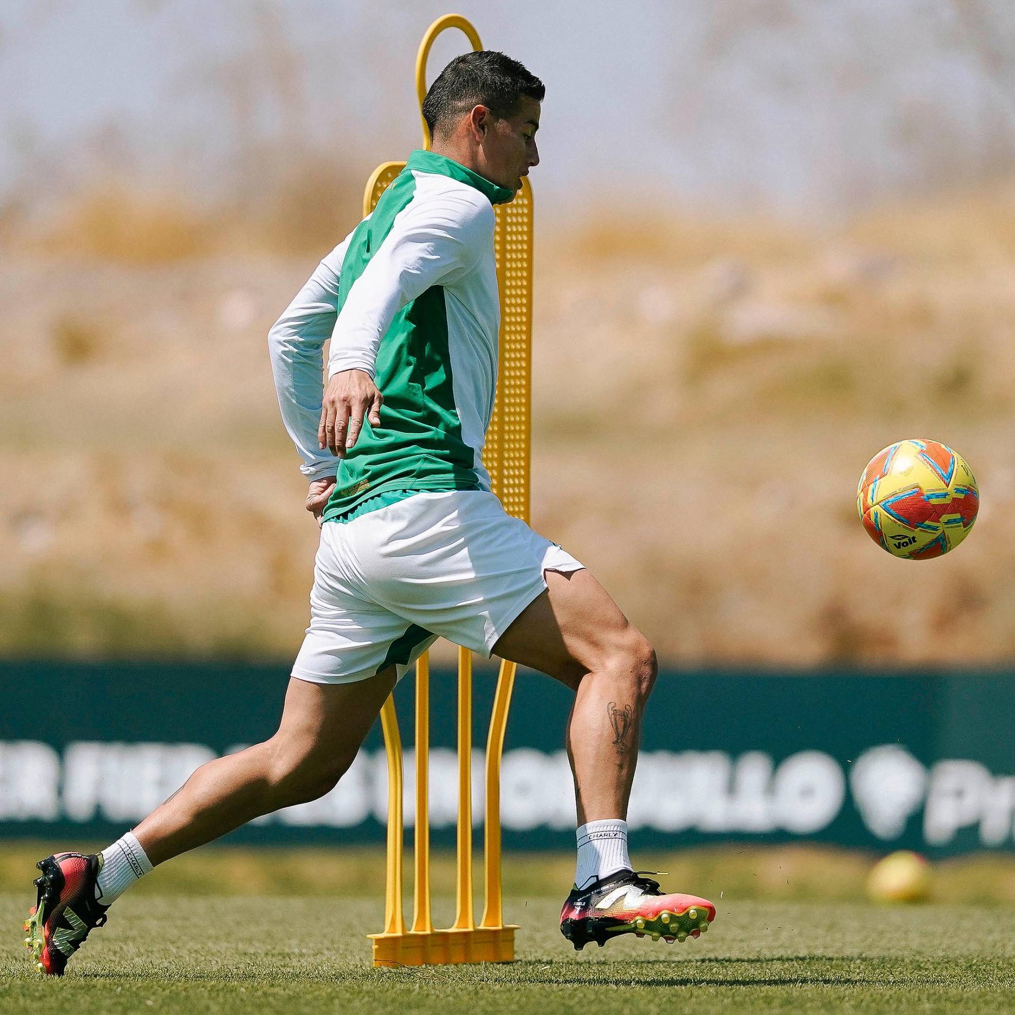 $!León y James Rodríguez buscan ante Querétaro romper racha negativa