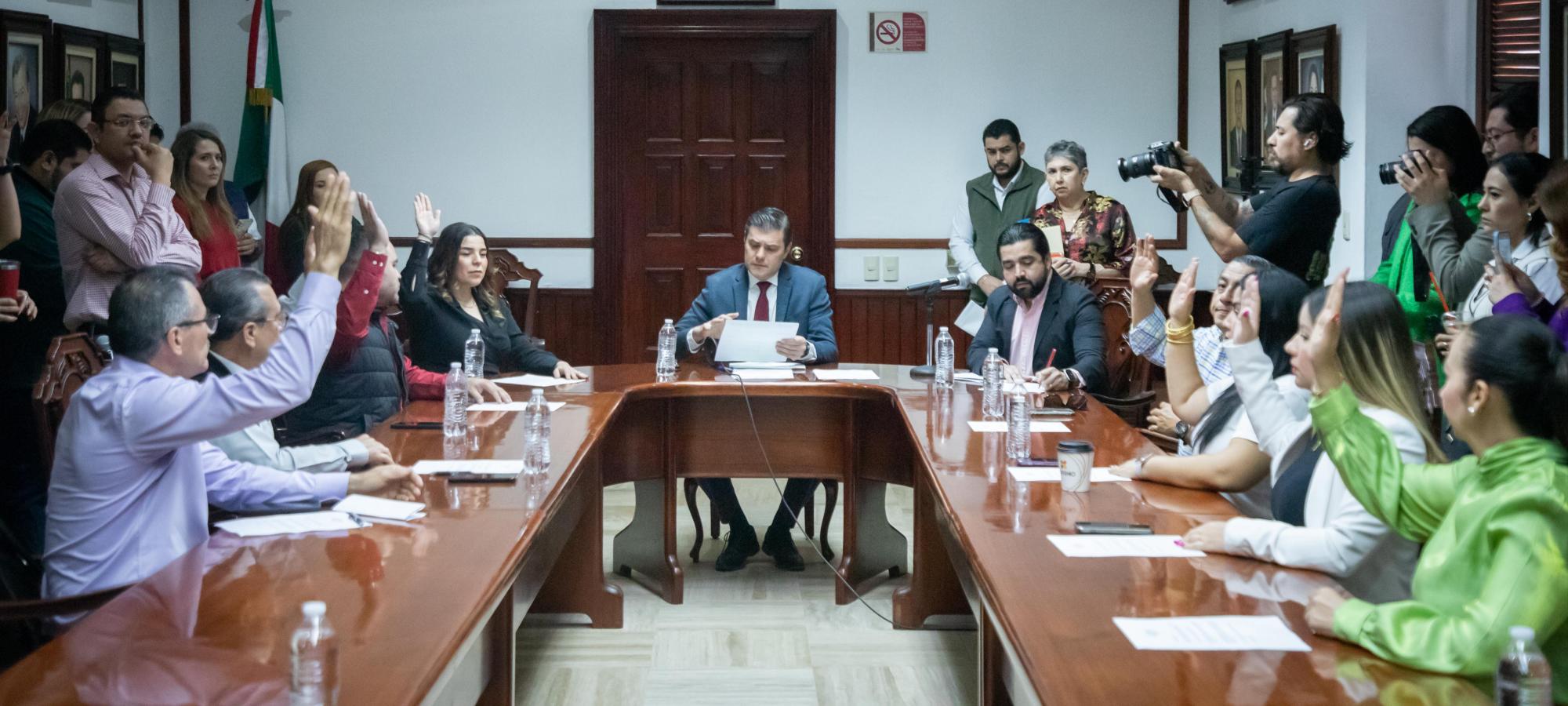 $!José Ernesto Peñuelas Castellanos toma posesión como el nuevo Alcalde de Culiacán