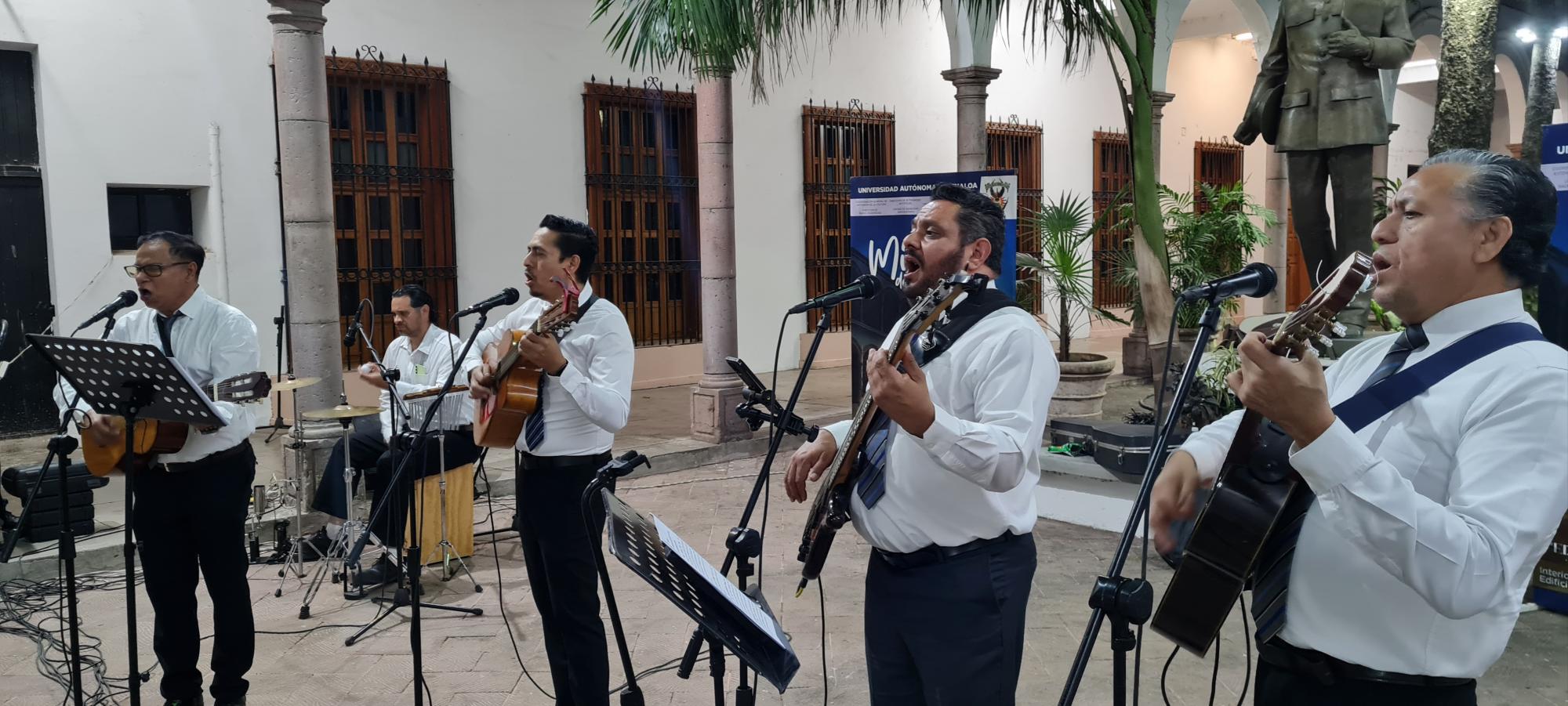 $!El concierto se llevó a cabo al interior del Edificio Central de la UAS.