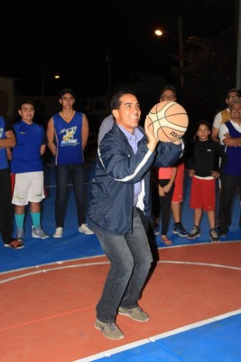 Arranca lucha por la corona del Torneo de Baloncesto El Albur