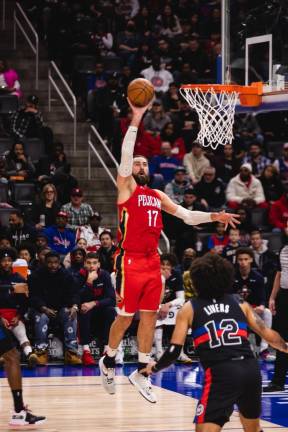 Jonas Valanciunas anotó 33 puntos.